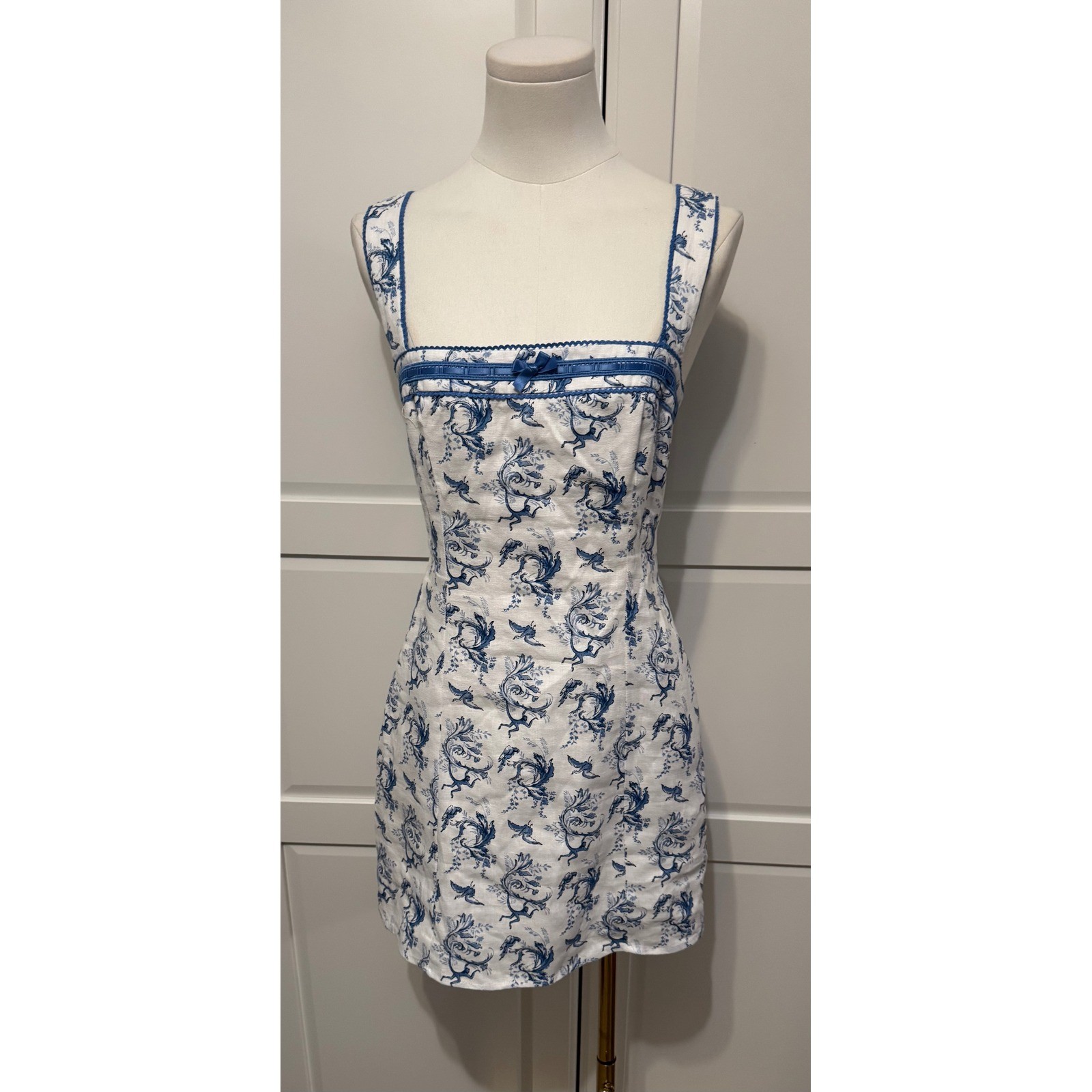 Reformation Elana Linen Dragon Toile Mini Dress Blue White Velvet Trim Size 4