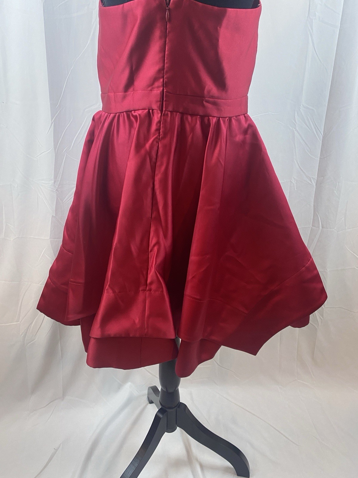 Blondie Nites Juniors Size 9 Red Y Neck Red Satin Fit N Flare Mini Dress Pockets