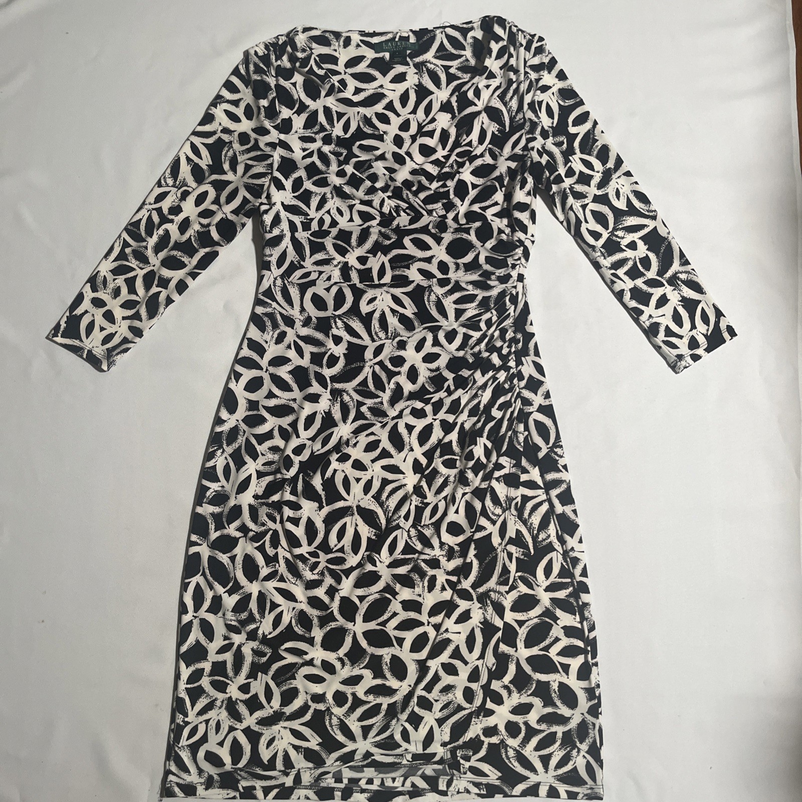 Lauren Ralph Lauren Women’s Size 4 Black White Abstract Faux Wrap Ruched Jersey