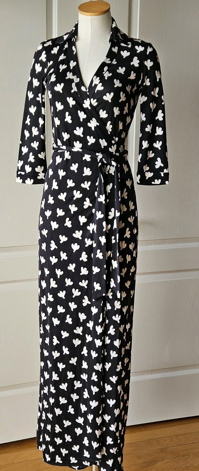 RARE Diane von Furstenberg Size 2 Abigail Silk Jersey Maxi Wrap Dress DVF