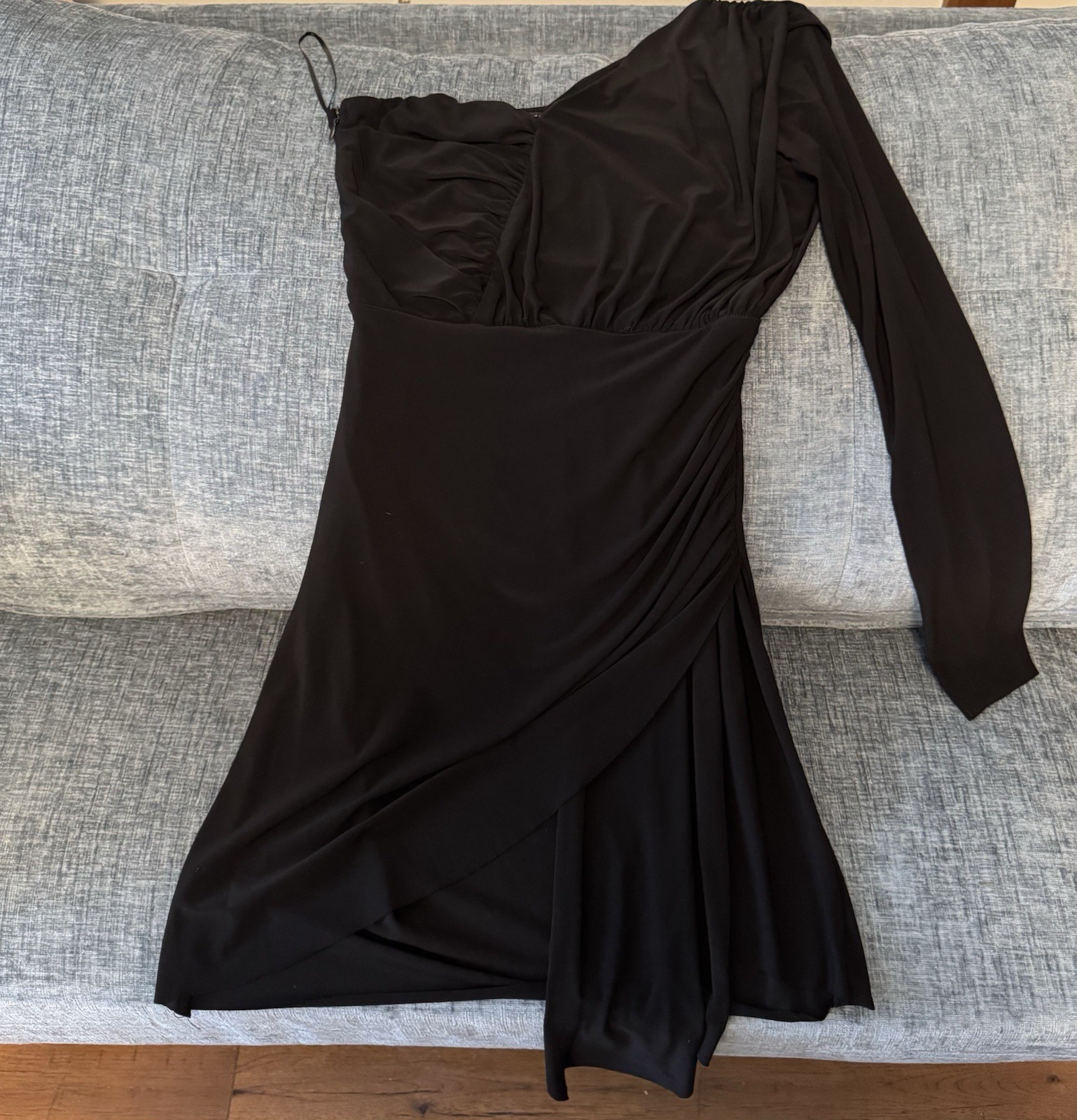Trendyol Women’s Black One-Shoulder Long Sleeve Ruched Bodycon Mini Dress M