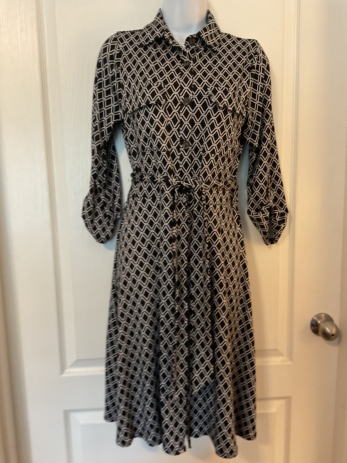 NY Collection Women’s Button Front Shirt Dress M Black & White Roll Tab