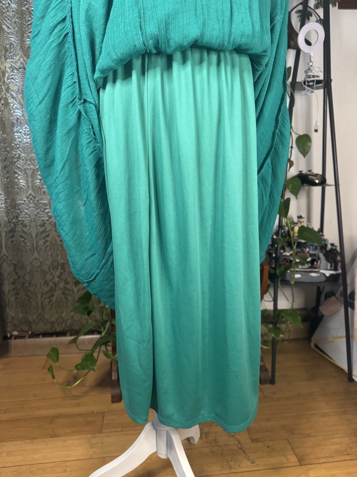 Indigo Rose Green Solid Smocked Waist Ruffle Sleeve Midi Dress Plus 2X