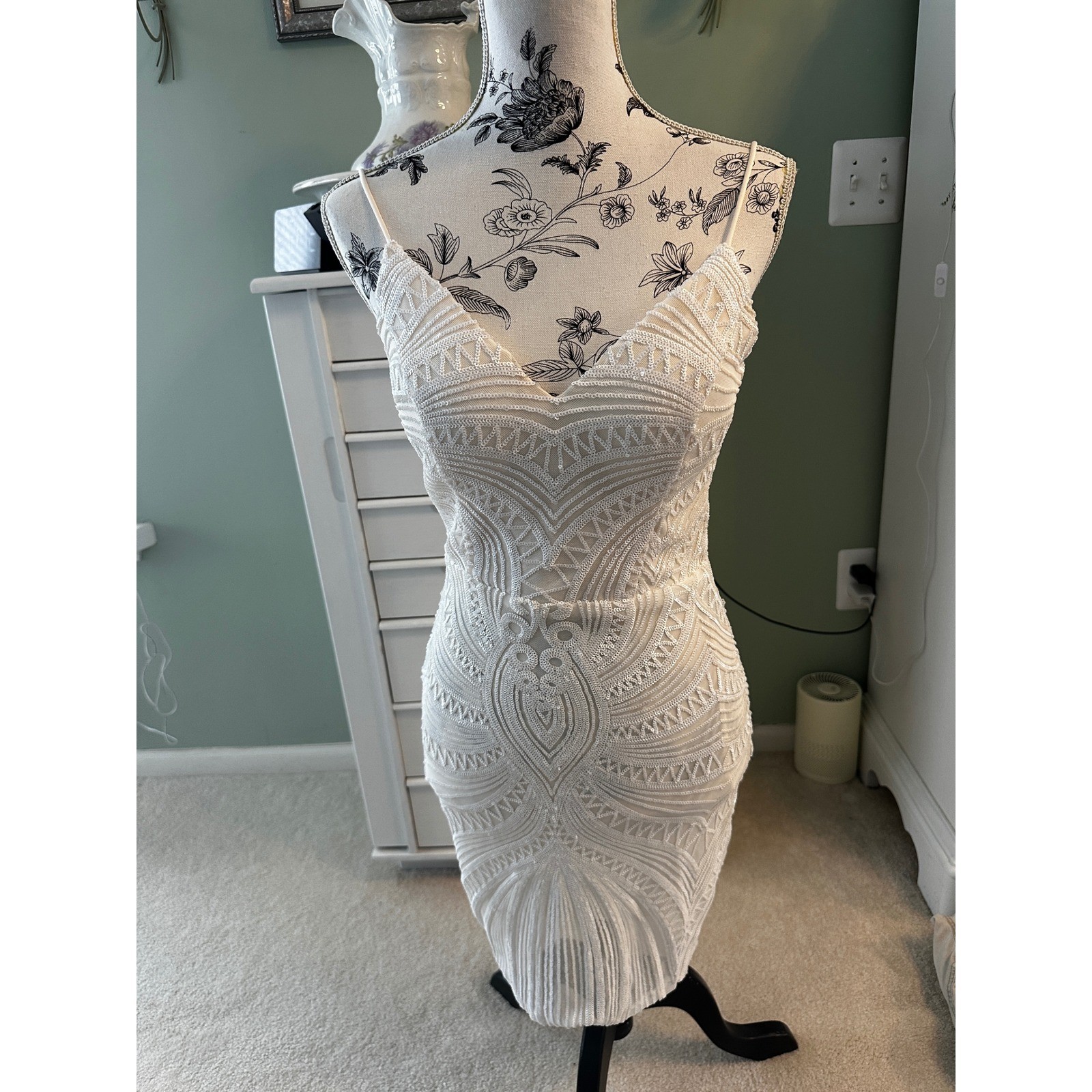 Windsor White Sequin Bodycon Dress Beaded Draped Back Bridal Cocktail Mini M