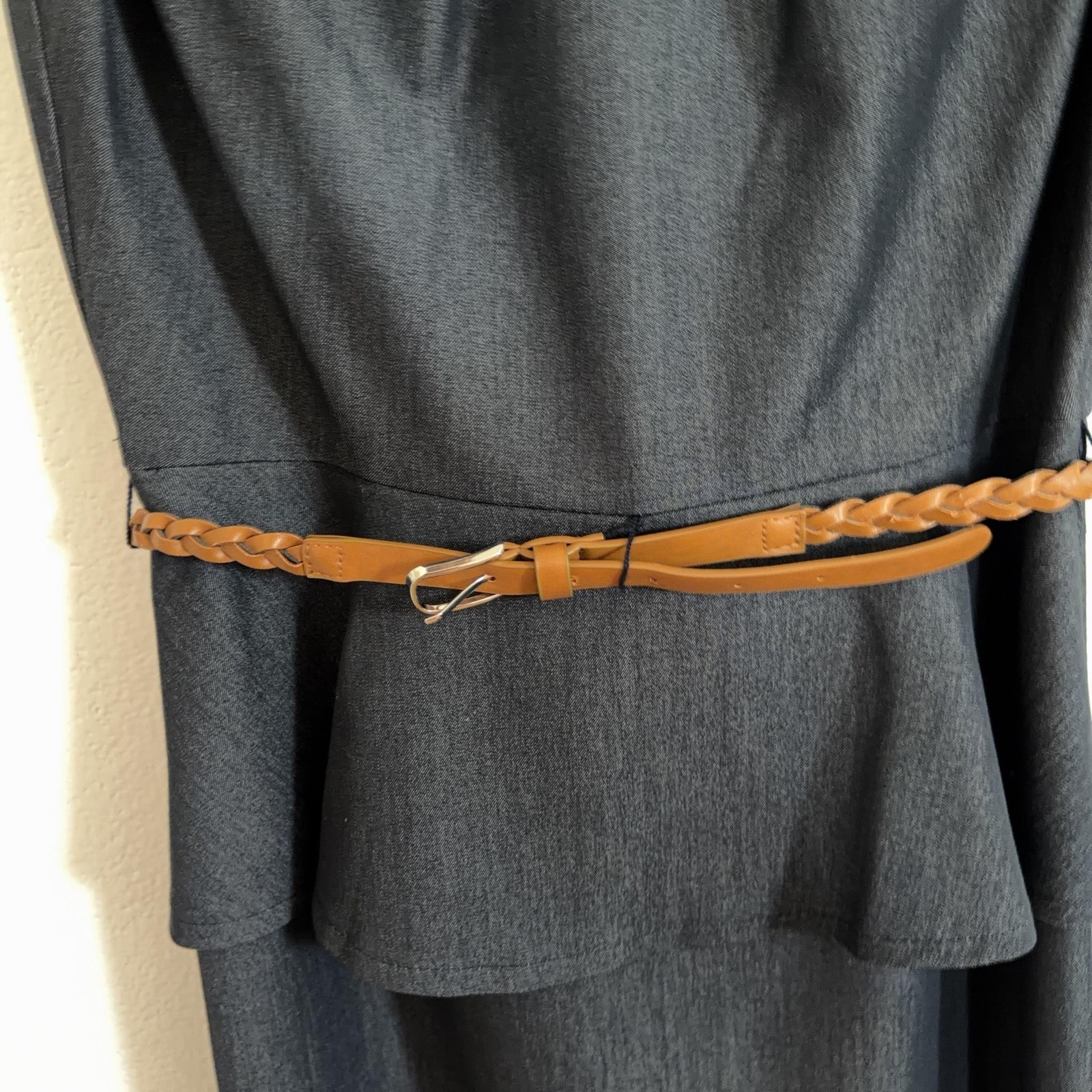 Connected Apparel Dress Womens 4P Gray Belted Sheath Cap Sleeve Knee Length