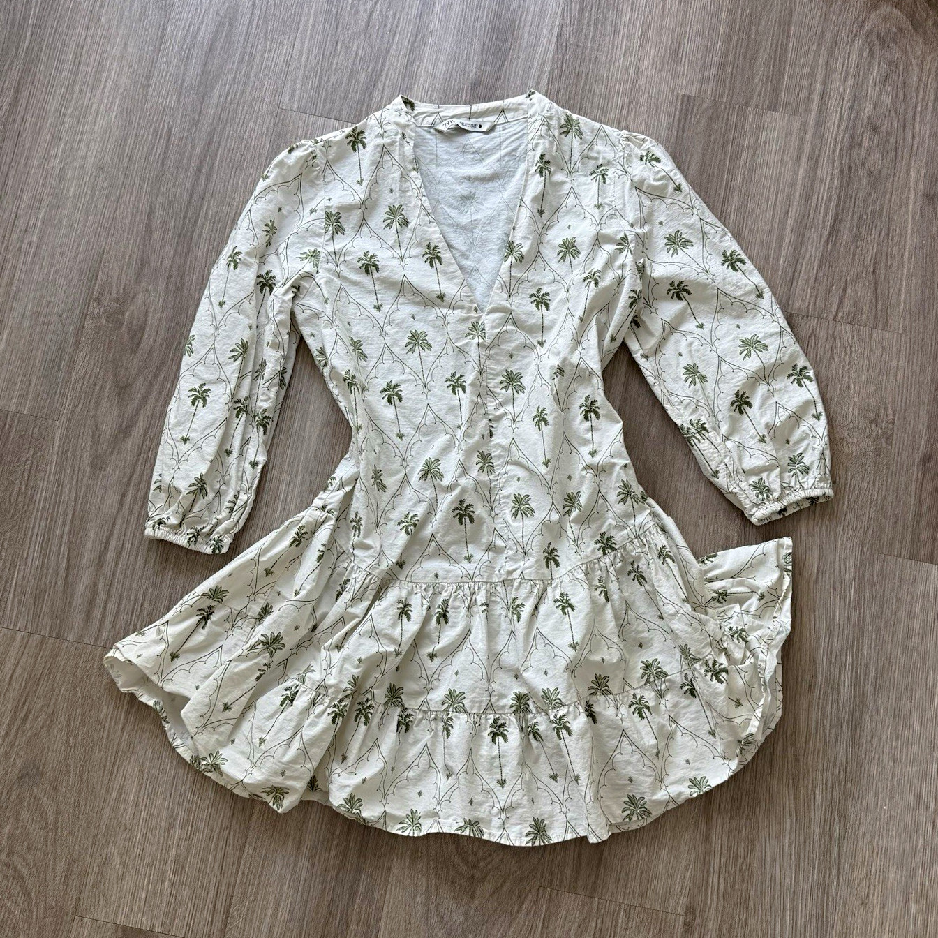 Zara Women’s White/Green Palm Tree V-Neck Long Puff Sleeve Boho Dress – Large