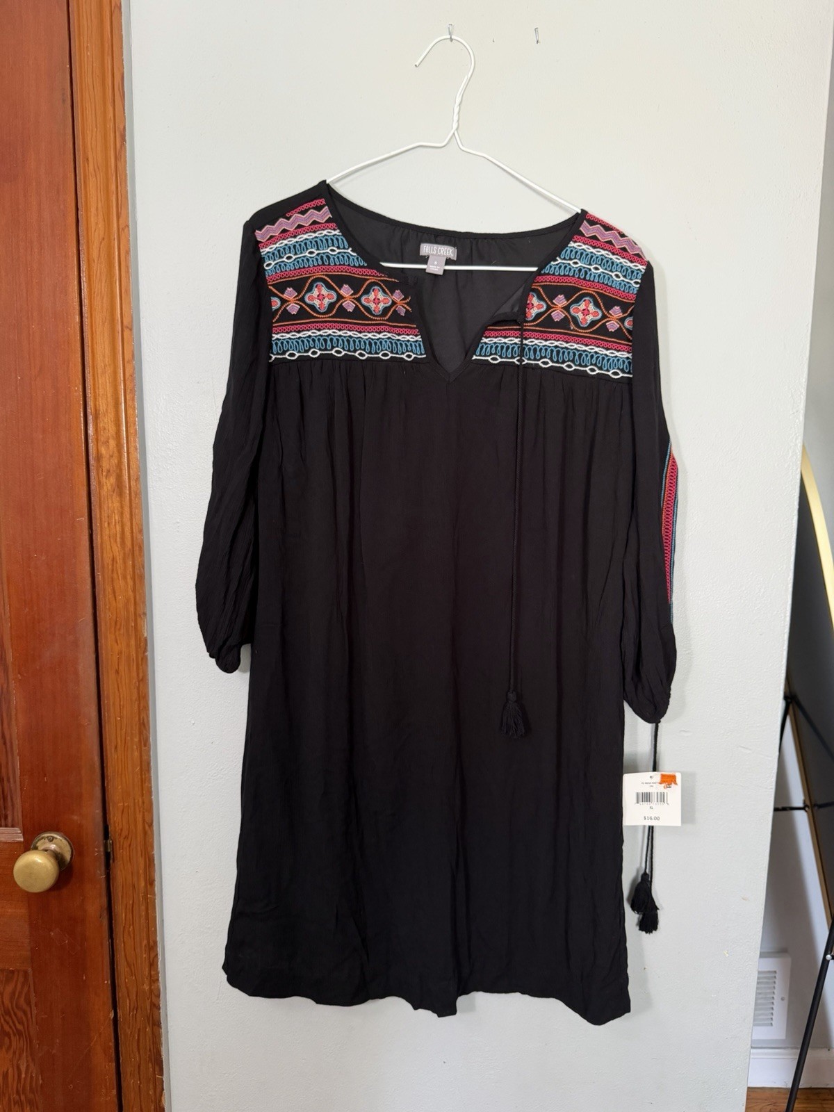 Falls Creek Black Geometric Boho V-Neck 3/4 Sleeve Embroidered Mini Dress S