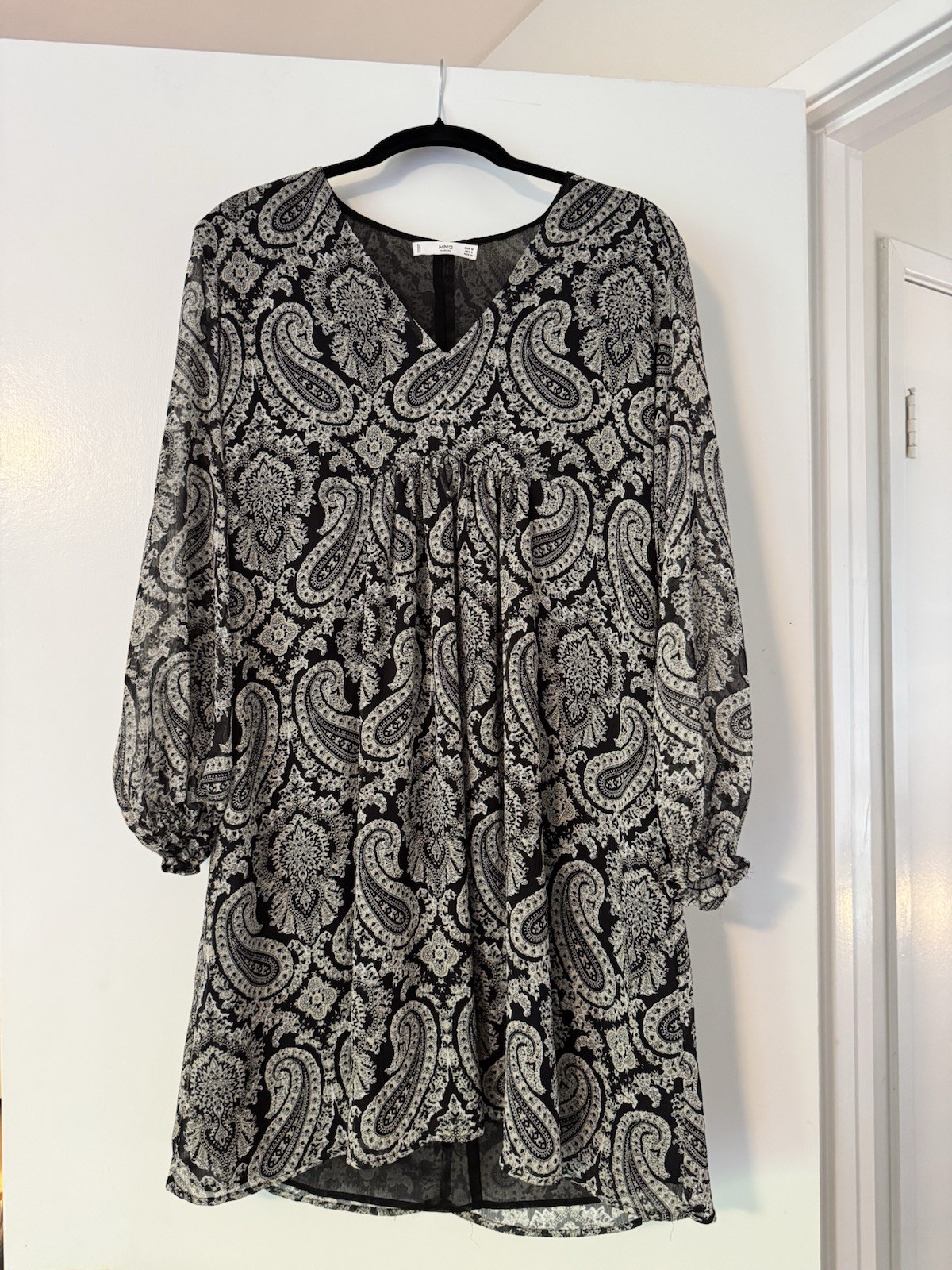 Mango Dress Black and White Paisley Long Sleeve Women’s Size Medium M