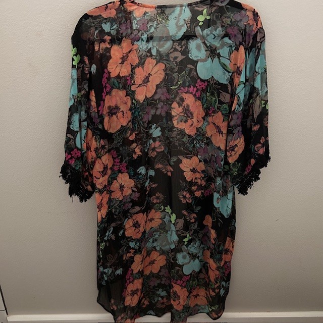 Wishful Park Kimono Size Medium