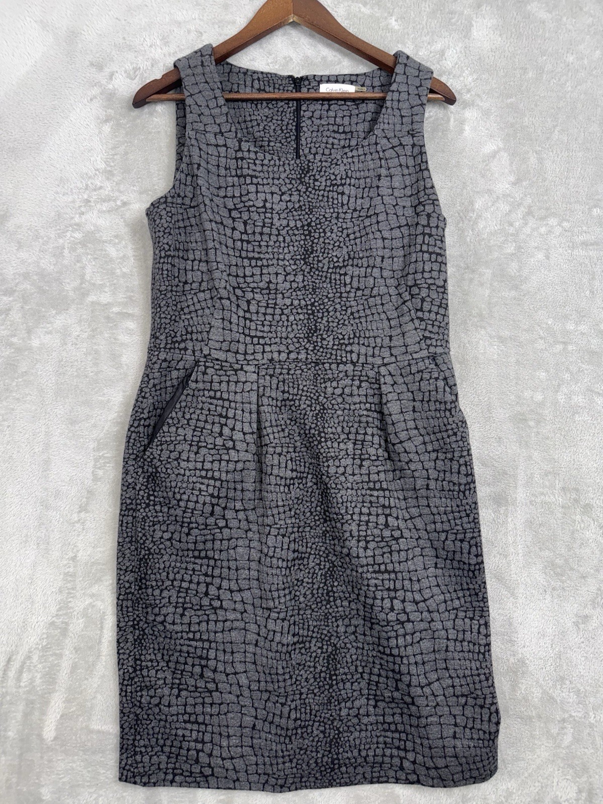 Calvin Klein Dress Black White Textured Sleeveless Sheath Women’s Size 12