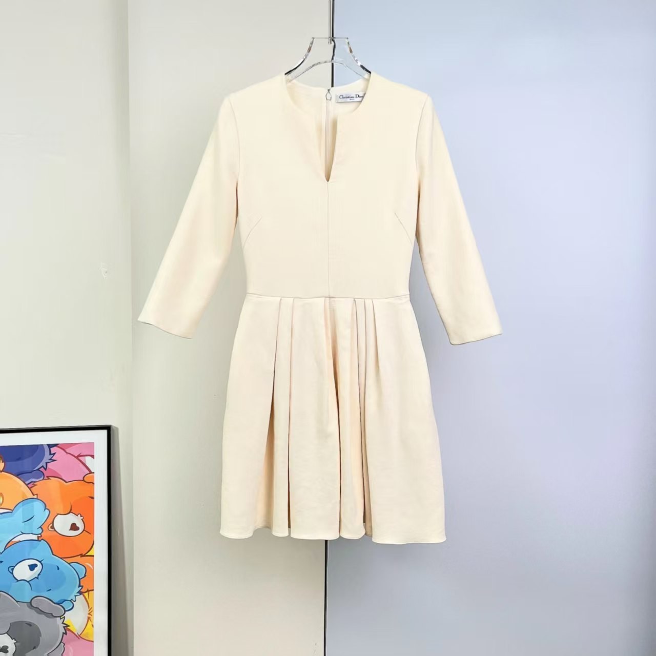 Christian Dior Off‑White Notched‑Neck 3/4 Sleeve Pleated Short Dress