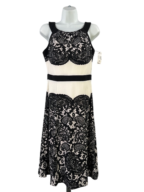 Roz and Ali Women’s White/Black Sleeveless Shift Dress – 6