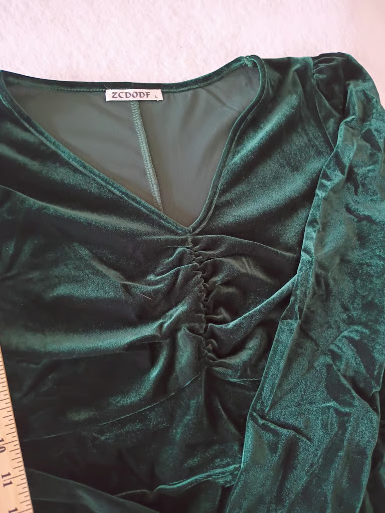 NWOT Amazon classic Elegant Velvet Dress size Large