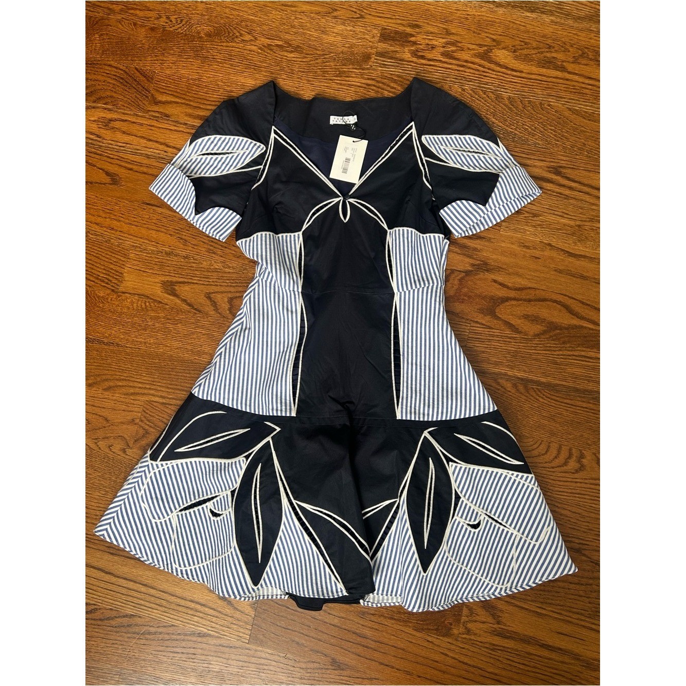 NWT Tanya Taylor Cecile Tulip Embroidery Dress size 2