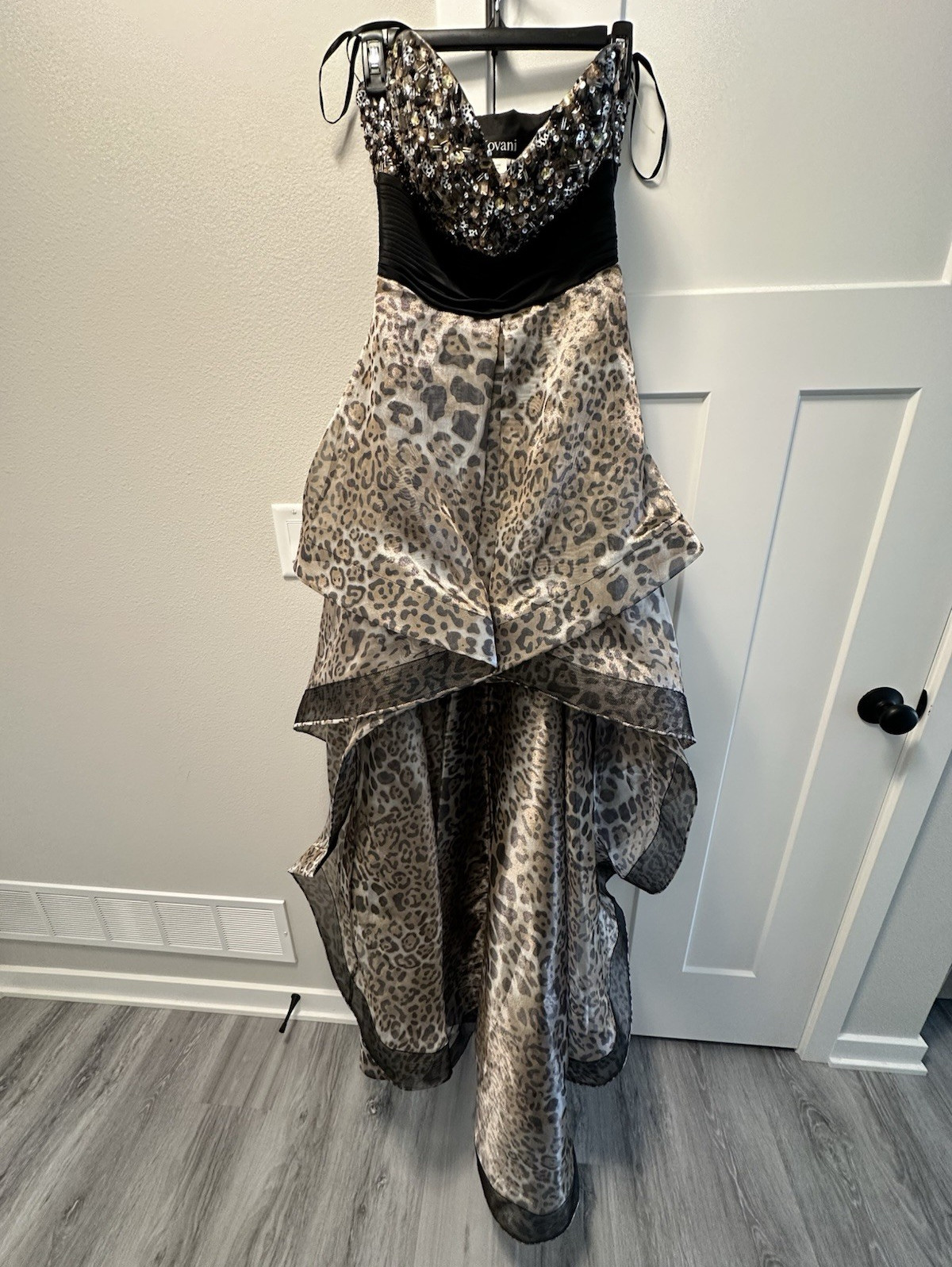 Jovani Size 4 Strapless Sweetheart Leopard Animal Print Sequin Maxi Dress