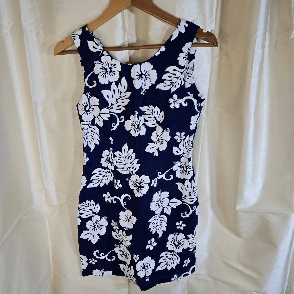 Aloha Republic made in Hawaii USA size small hawaain dress blue white hibiscus