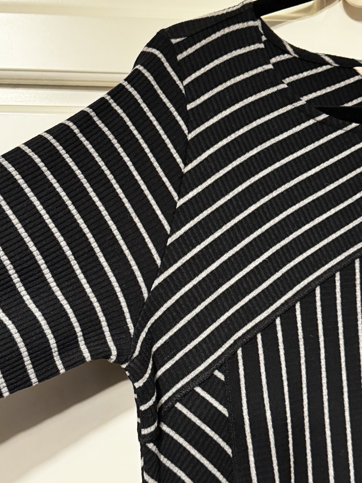 SOFT SURROUNDINGS Long Sleeve BLACK Cotton Blend Stretchy Striped Midi Dress S