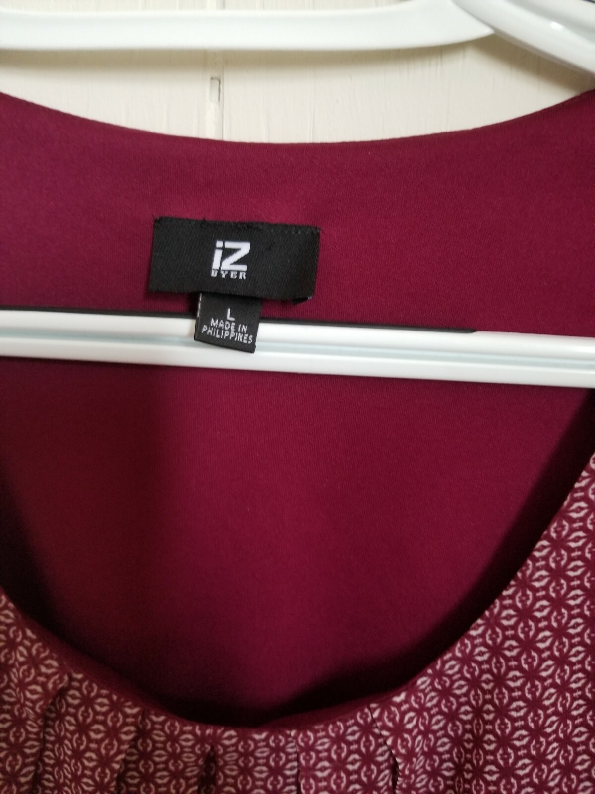 NEW ,SIZE LARGE IZ BYER DRESS. WINE COLORED POLYESTER.MID THIGH LENGTH.