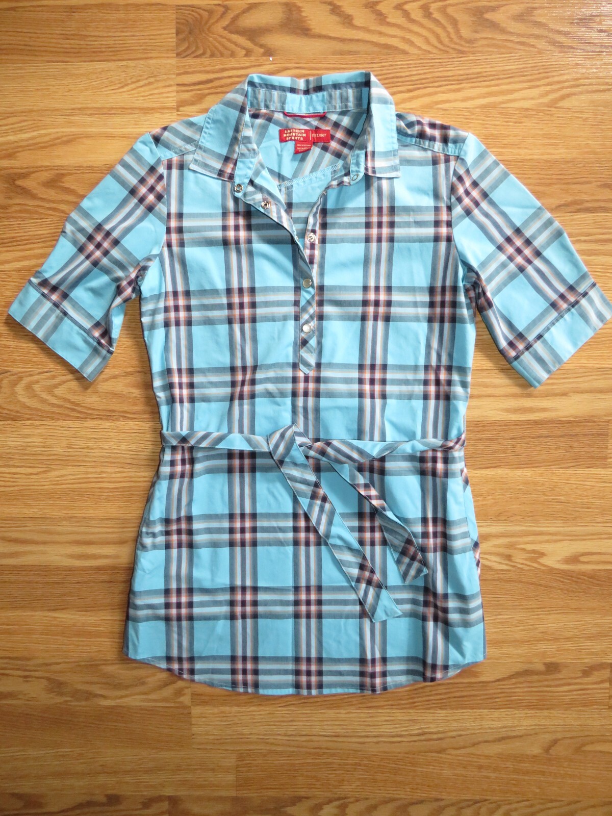 EASTERN MOUNTAIN SPORTS women’s SMALL Shirt Dress/ Tunic with pockets/ snaps