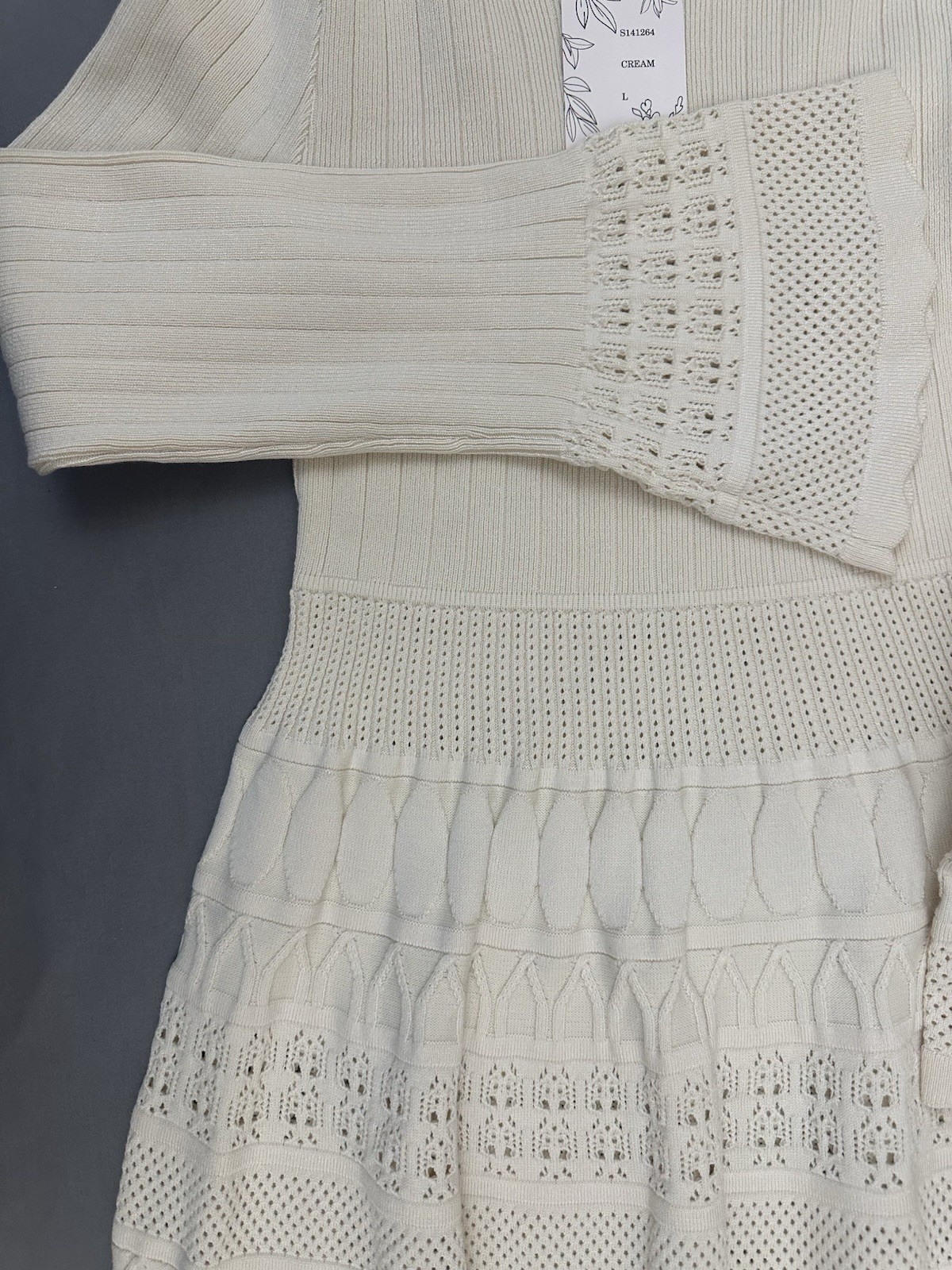 Willow & Wind Cream Rib Knit Scoop Neck Pullover Dress L Scalloped Stretch
