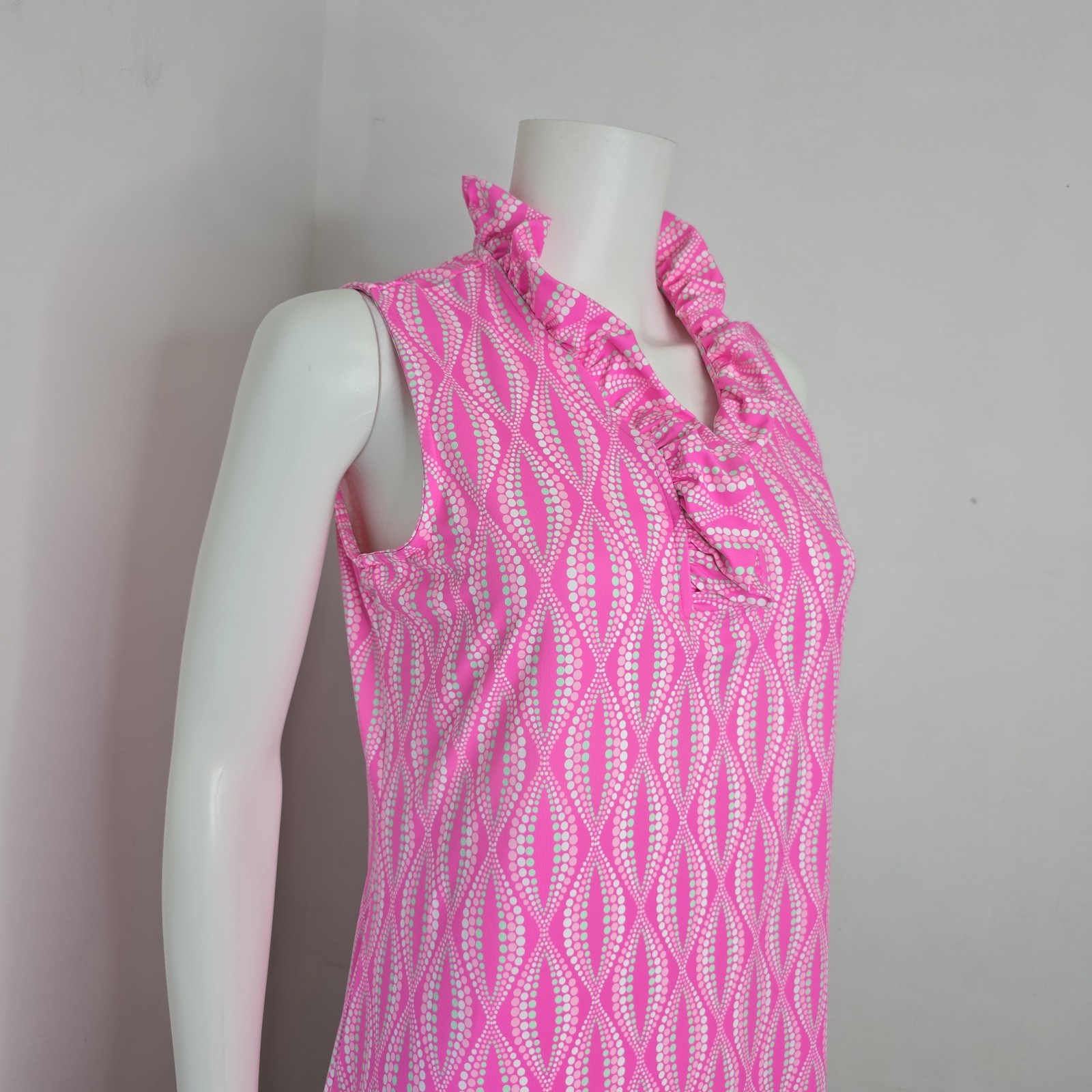 Lulu B Mini Dress Size M Ruffle Neck Sleeveless Catalina Cloth Pink Mosaic Prep