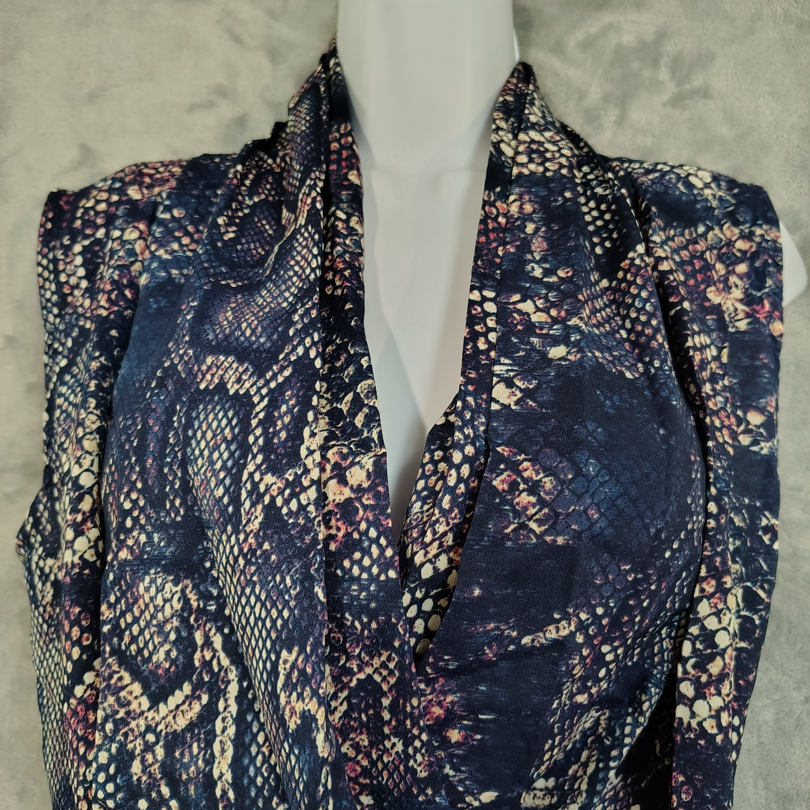NWT Desingner Aqua Snakeskin Print Sleeveless Dress Women’s Size M Navy Pink
