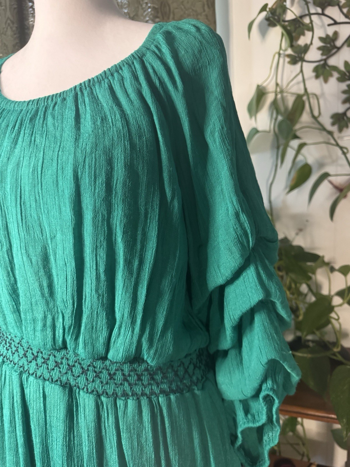 Indigo Rose Green Solid Smocked Waist Ruffle Sleeve Midi Dress Plus 2X