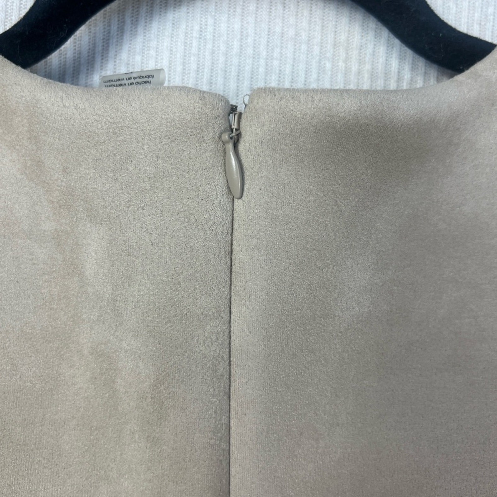 Calvin Klein Size 10 Faux Suede Sheath Dress Front Zipper Logo Pull Short Sleeve