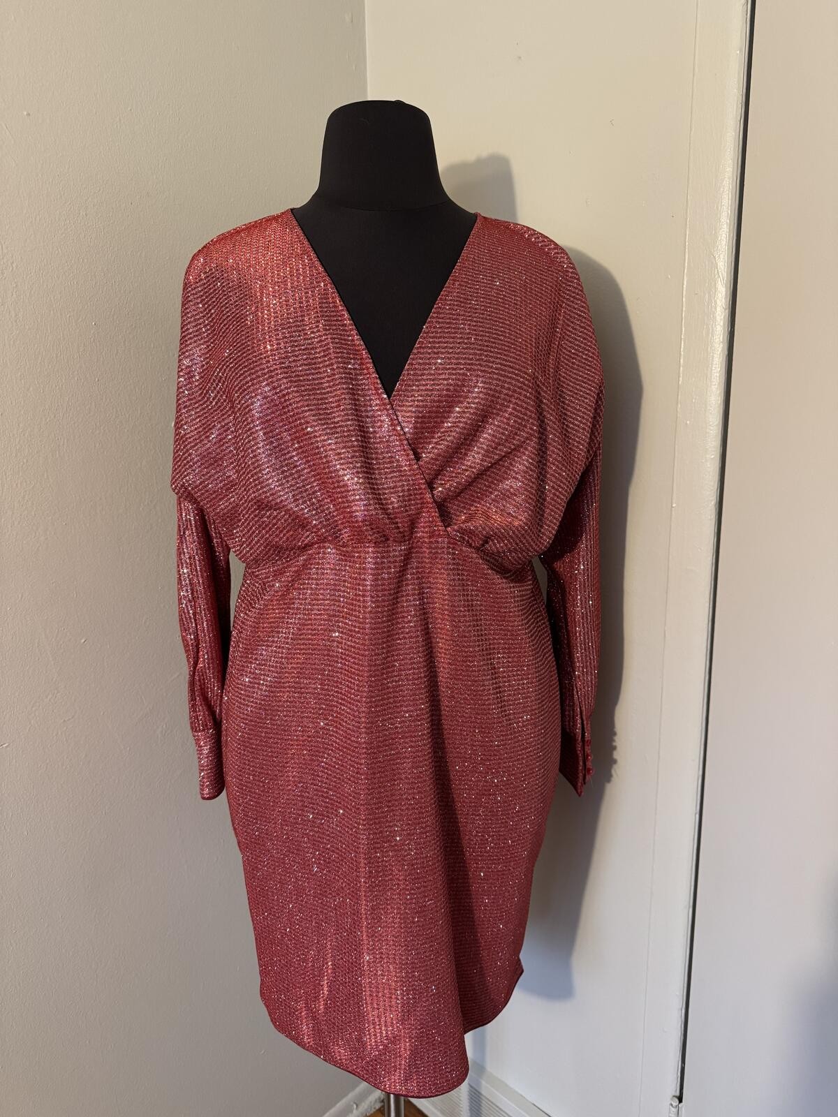 BloomChic Red Metallic Shimmer Mini Dress Size 16