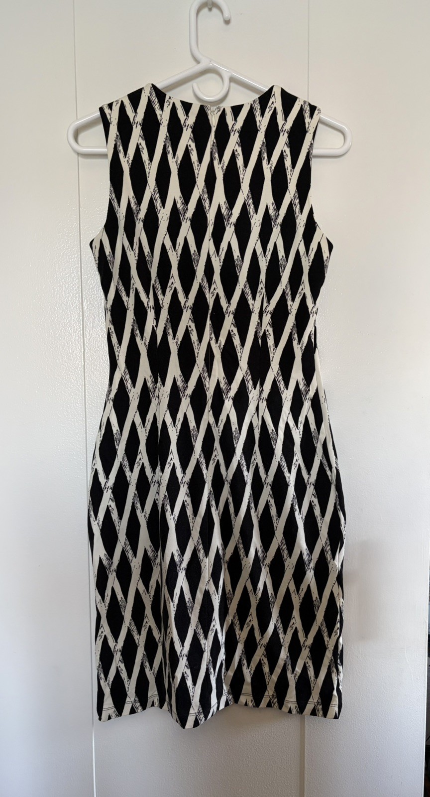 J. McLaughlin Devon Sleevless Sheath Dress Black White Lattice Print S