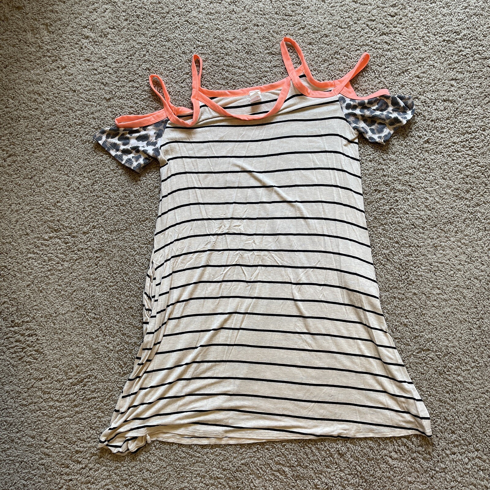 7th Ray Dress Womens Large Cream Striped Leopard Sleeve Open Shoulder