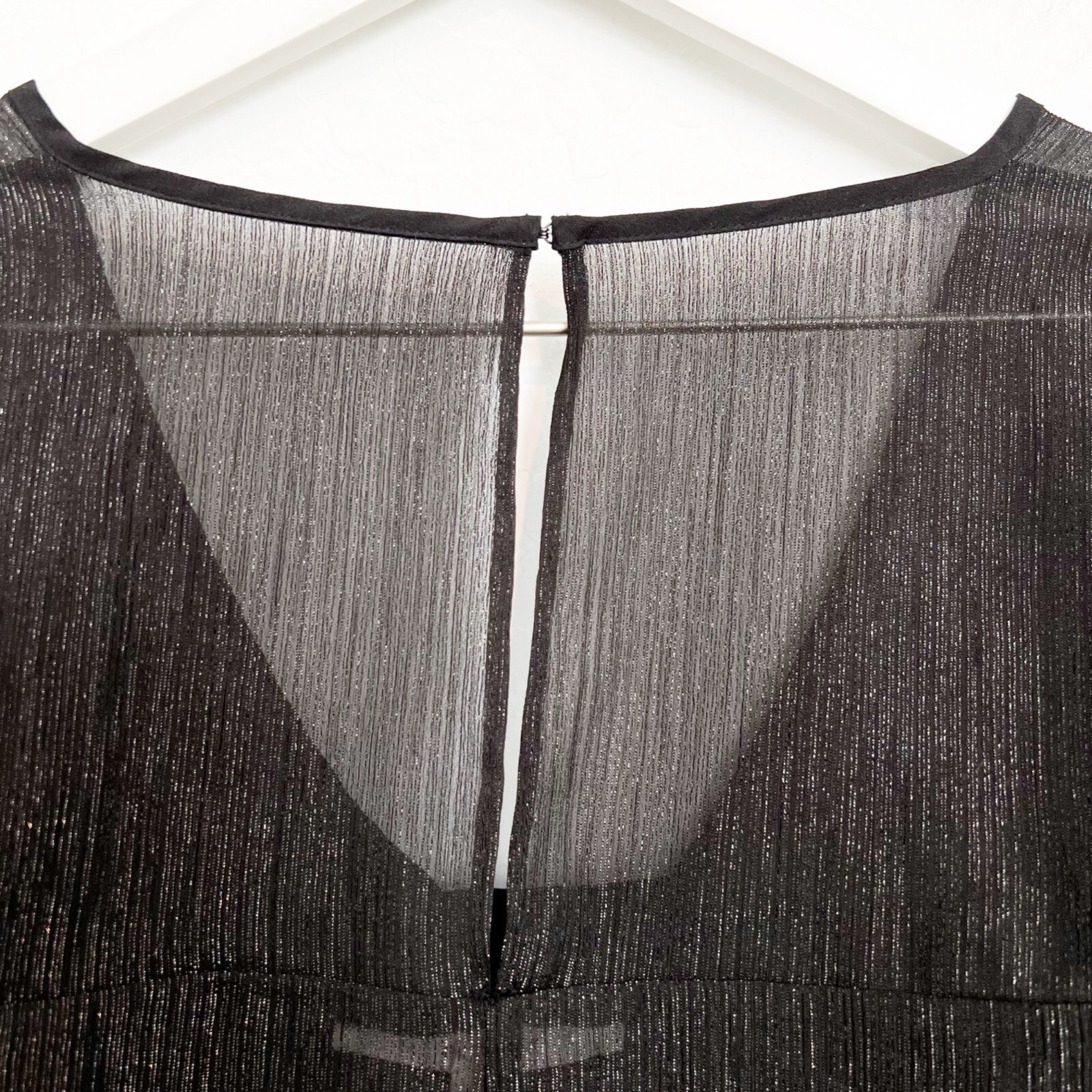 NWT BCBGeneration Size XS Bell Sleeve Sheer Metallic Long Sleeve Mini Dress New