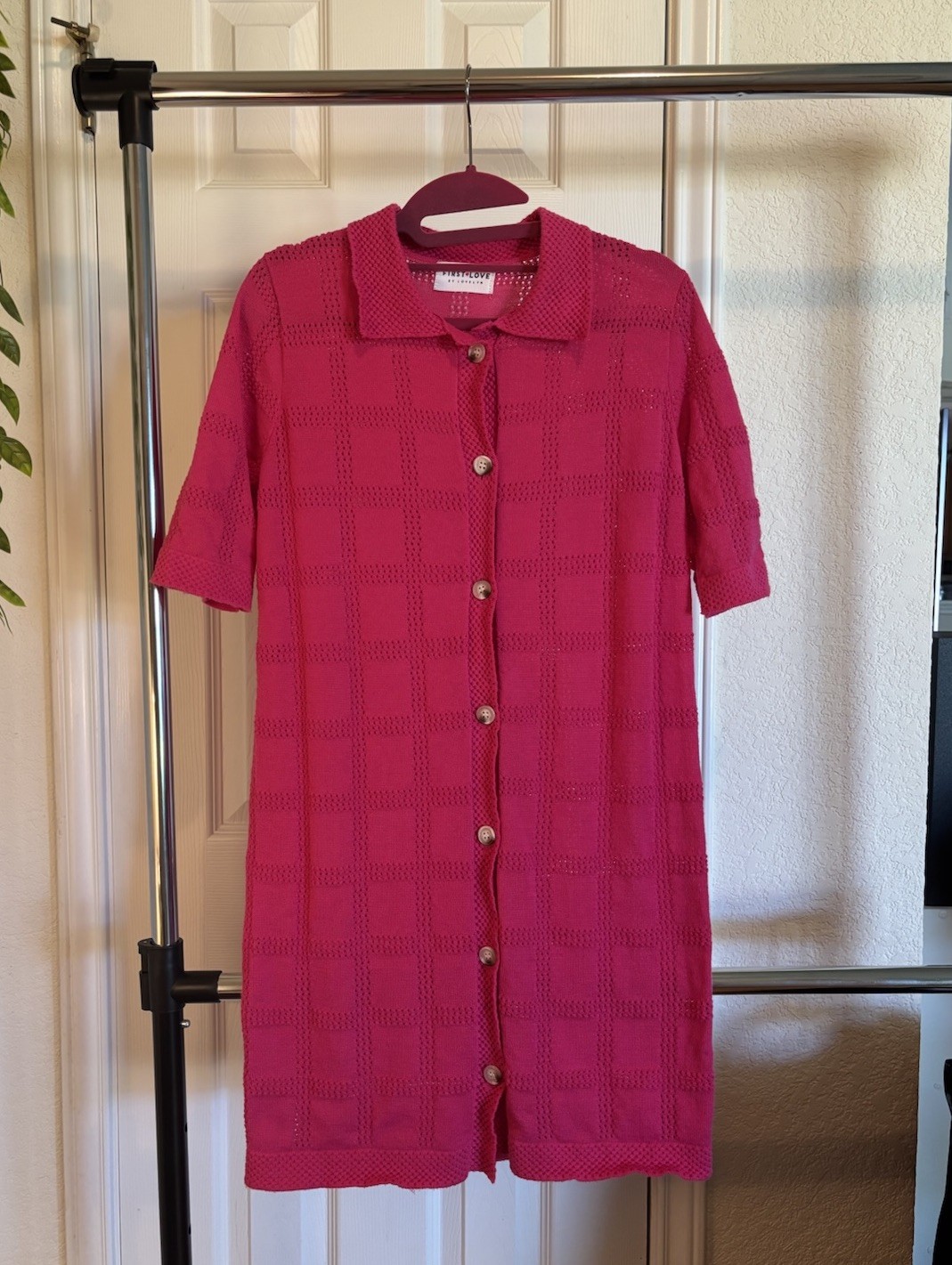 First Love by Lovelyn Pink Knit 35” Button-Down Collared Shirt Dress Geometric S