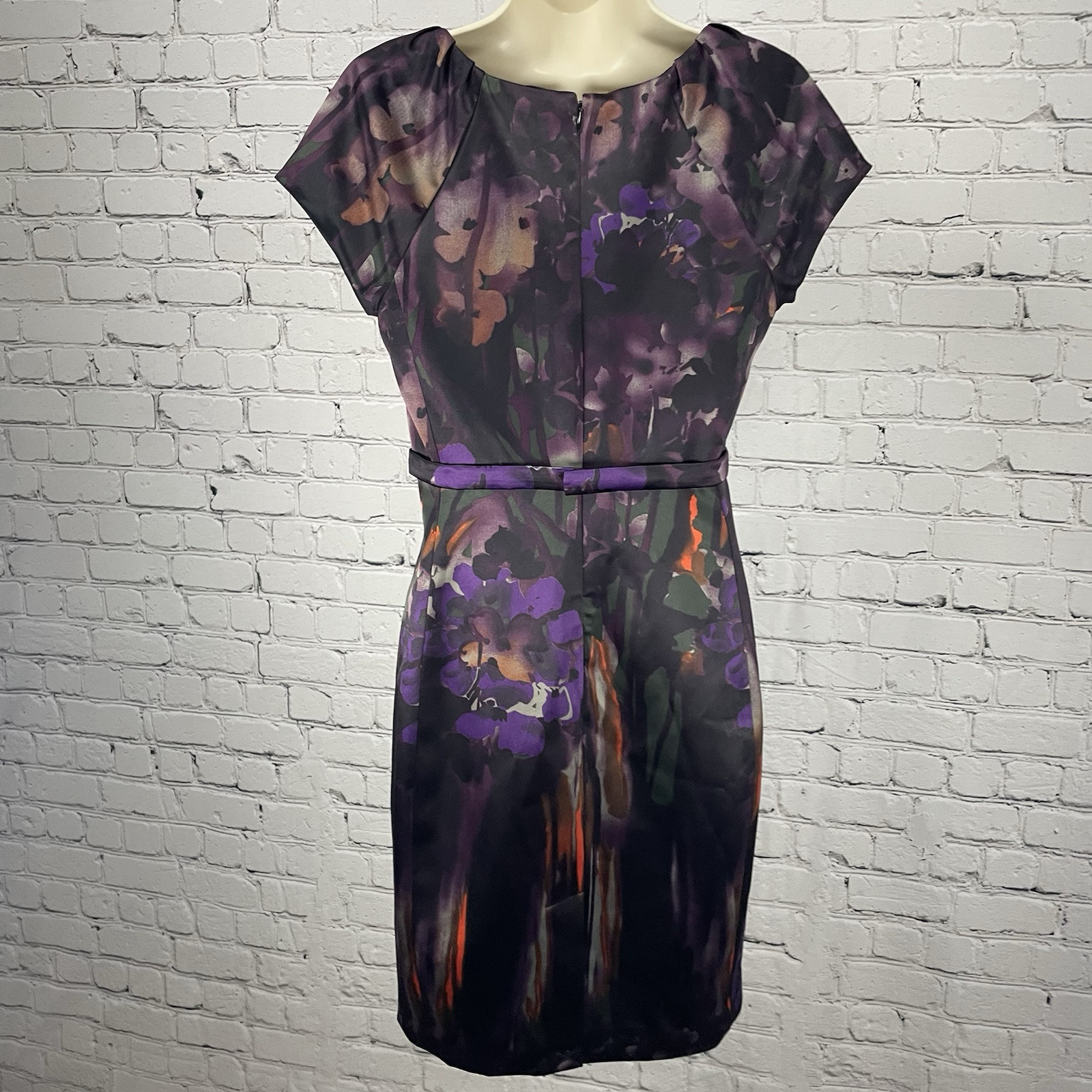 NWT Tahari Purple Floral Aladdin Ember Dress Ruched Zipped Belted Size US 4