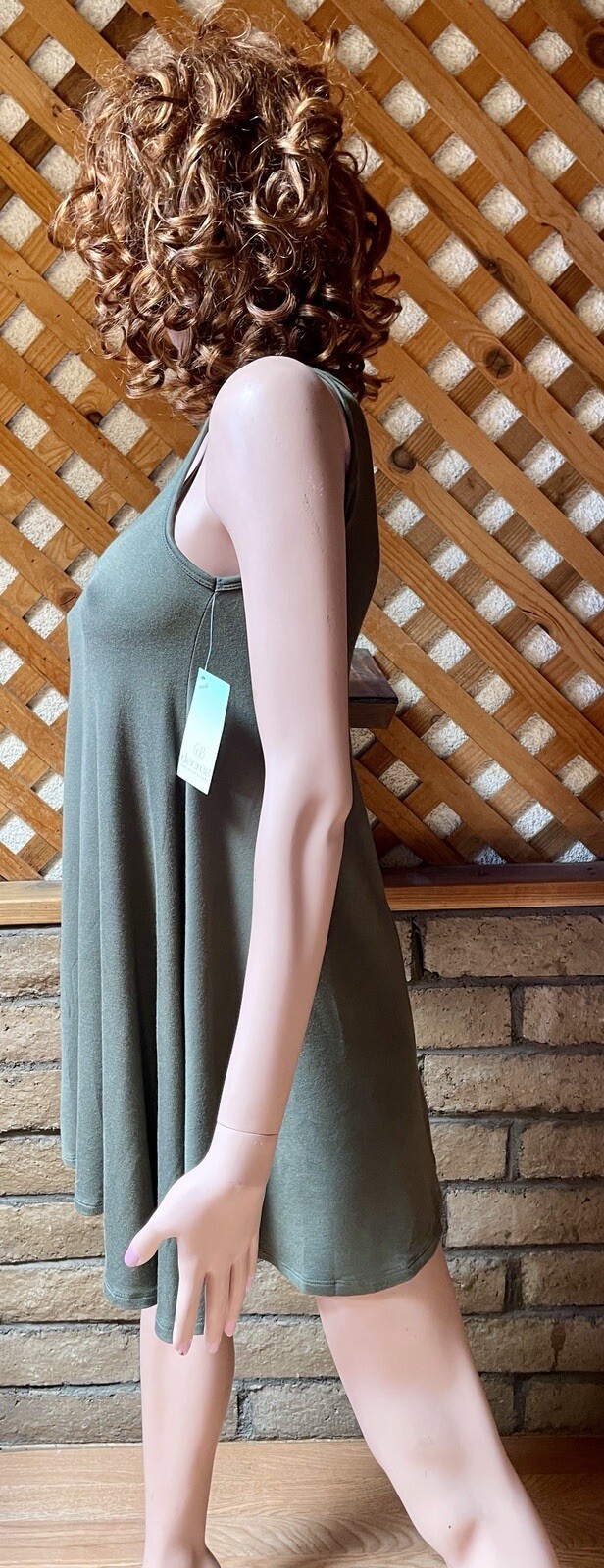 Decree NWT Dark Evergreen BABYDOLL Swing DRESS Size Small