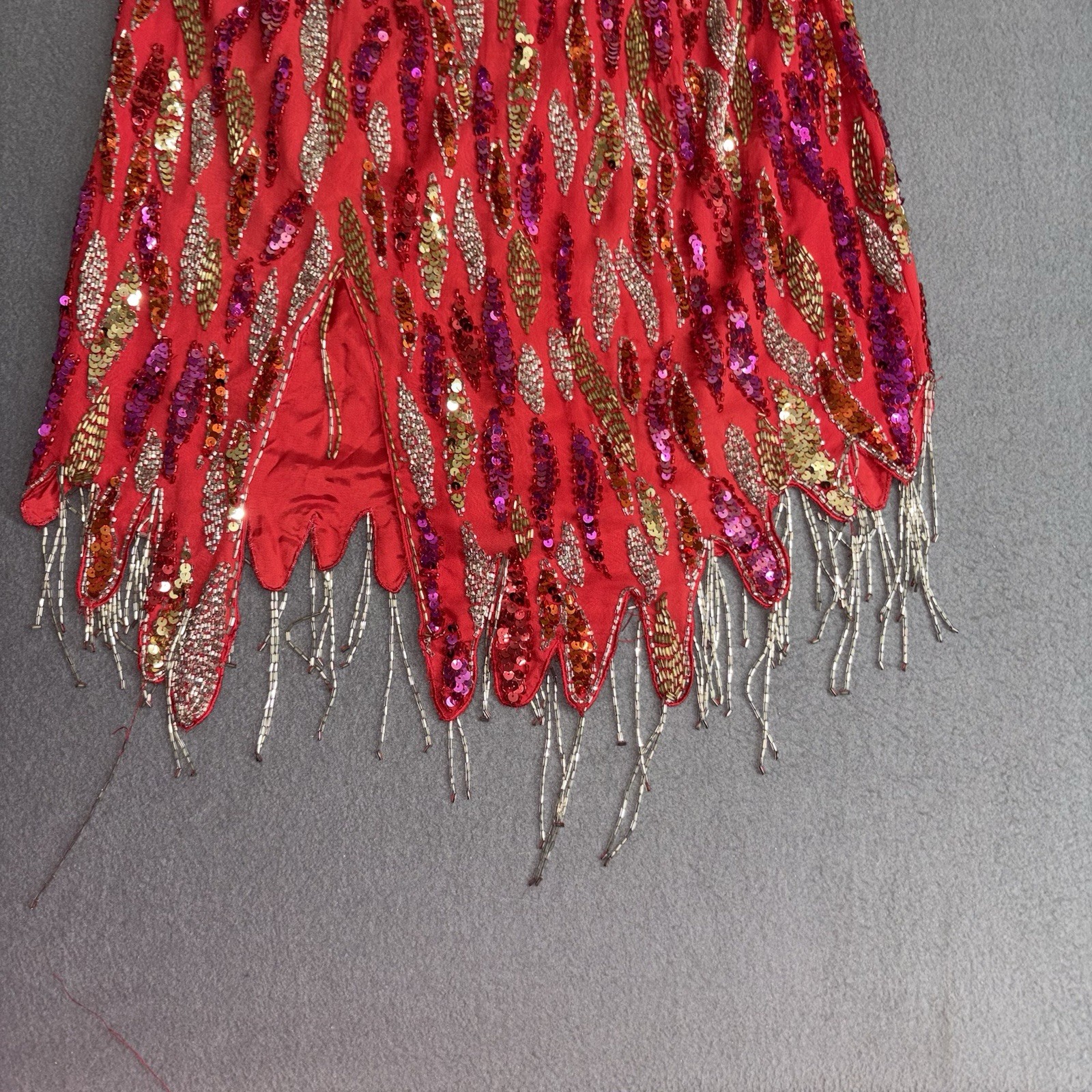 Niteline Red Beaded Sequin Fringe V-Neck Sheath Dress Size 8 Lined