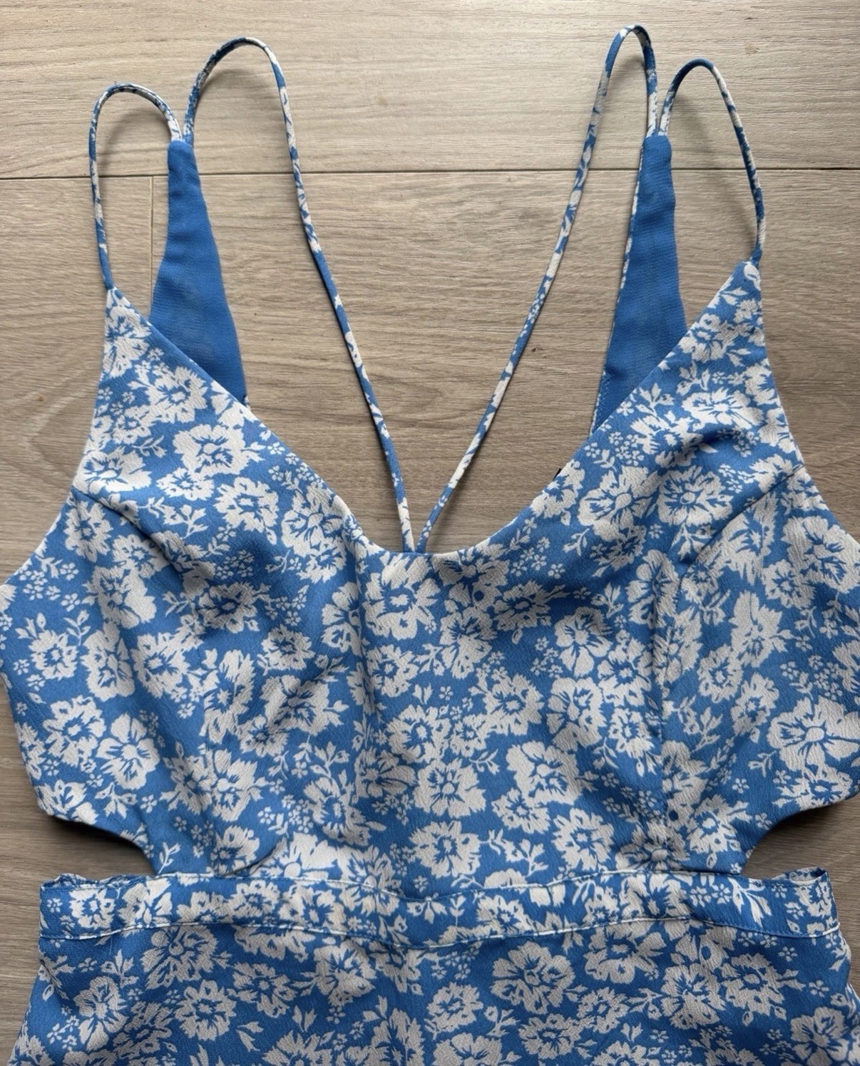 Top Shop Floral Cutout / Open Back Dress