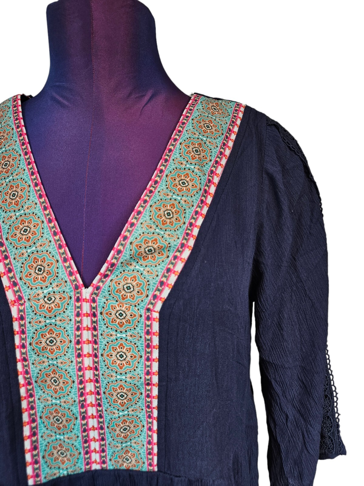 NWT White Mark Navy Boho Gabrielle Embroidered Dress Size Small Women’s G90