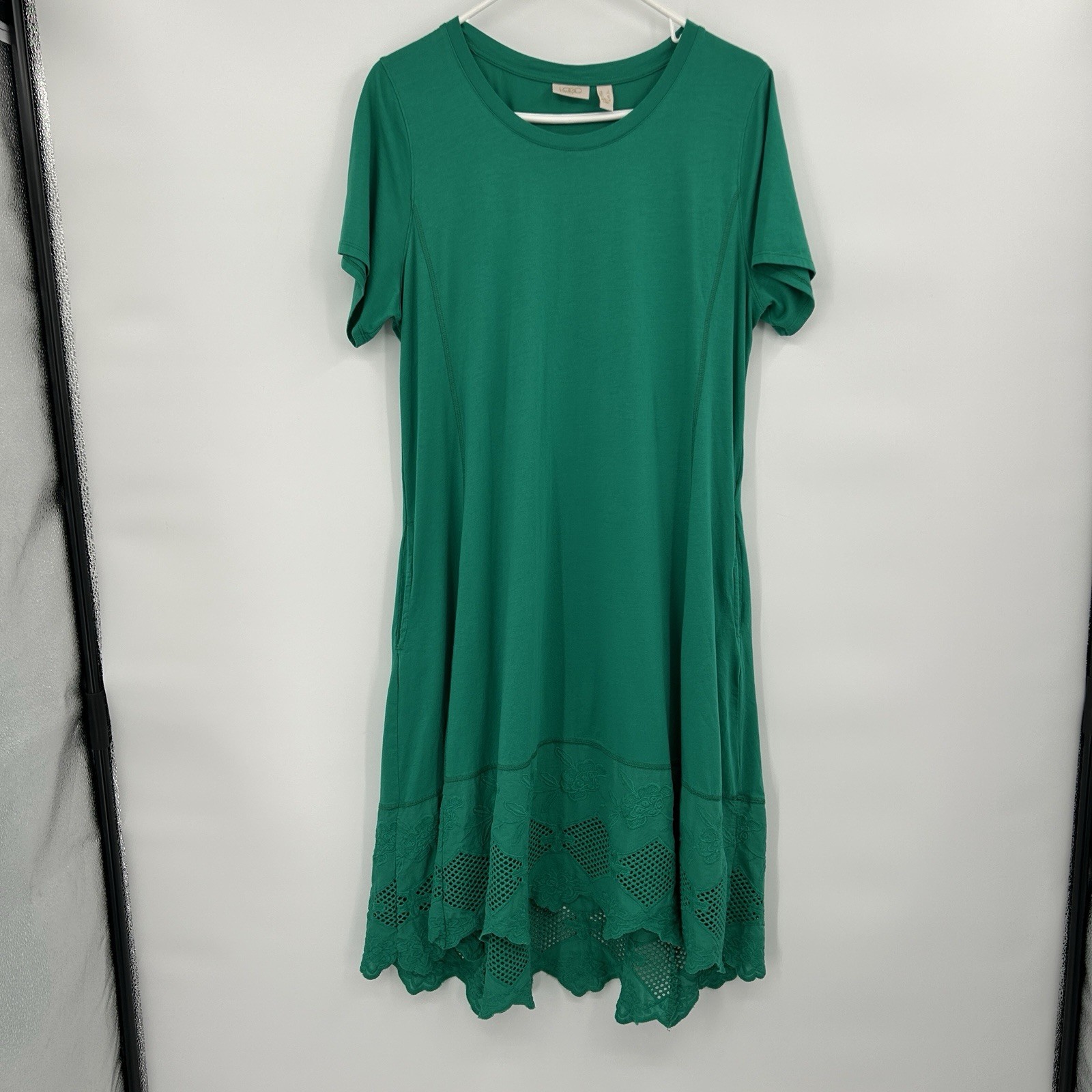 LOGO Lavish Lori Goldstein Kelly Green Eyelet Hem Dress Size L Resort Embroidery