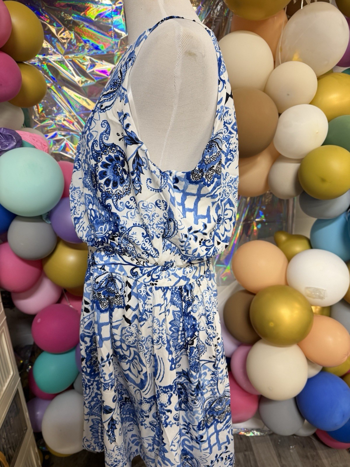💙 Falling Flowers Blue & White Halter Dress | NWT | Size XL