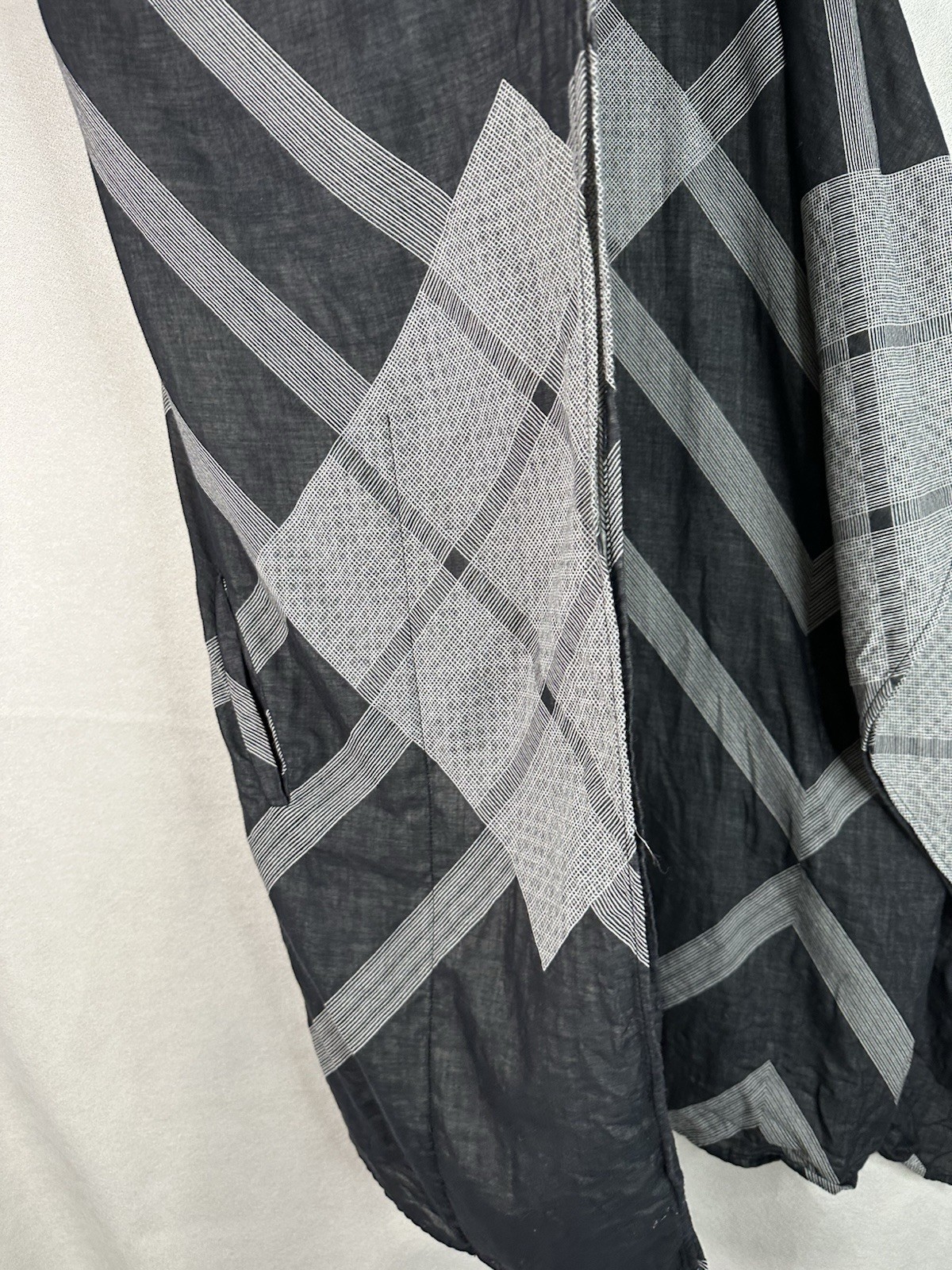 BILLY REID Boxy Tunic Kaftan Poncho Shirt Sz M / L Black Plaid Gauze monochrome