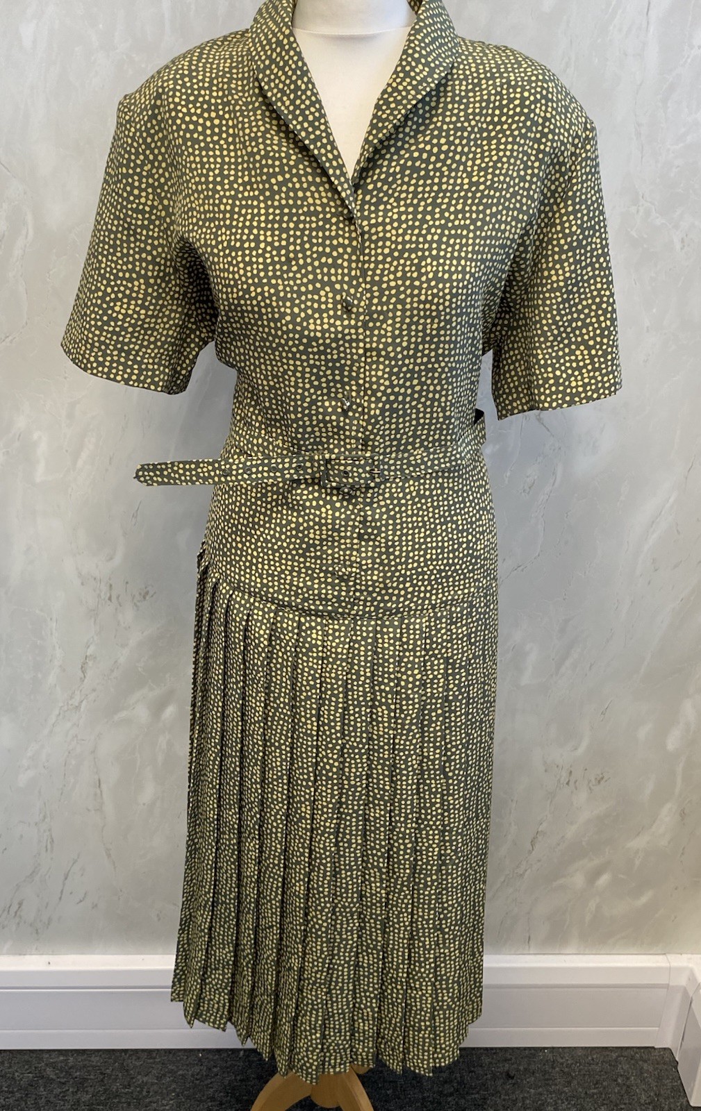Eastex Green Dot Print Vintage Styled Pleated Shoulder Padded Midi Dress UK20 PN