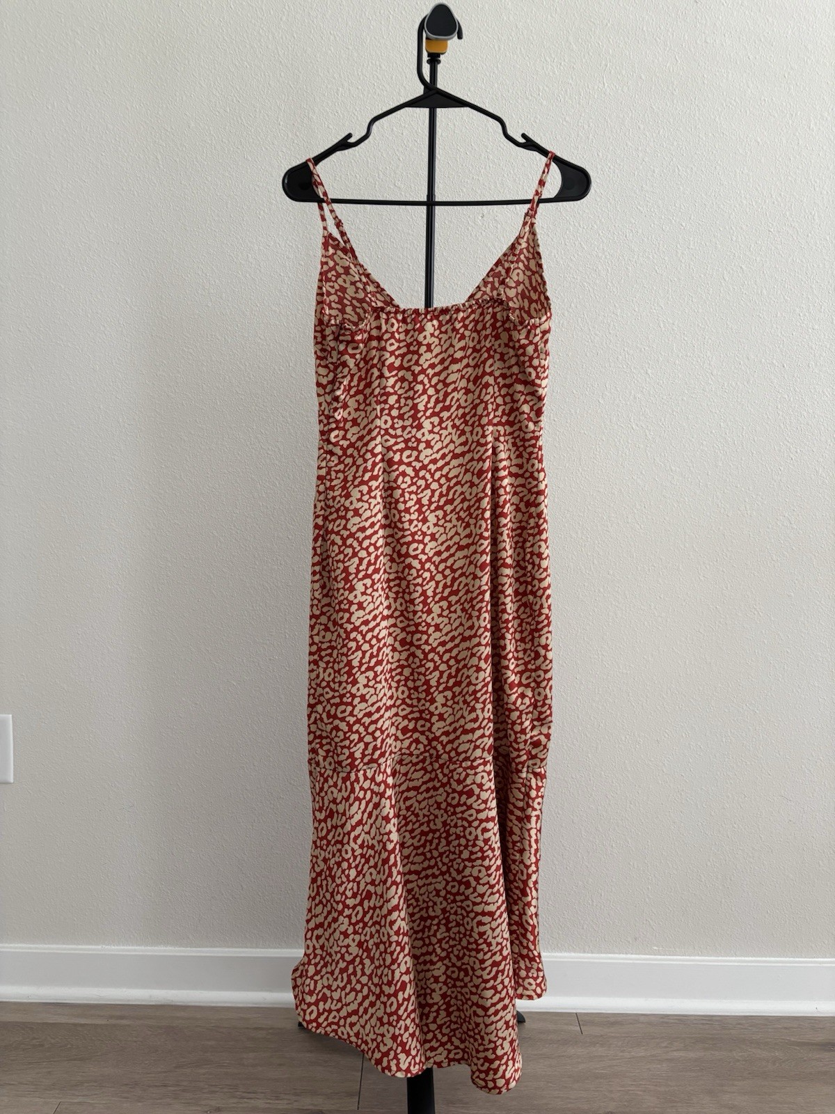 PrettyLittleThing Red Leopard Print FishTail Midi Dress – Size 6