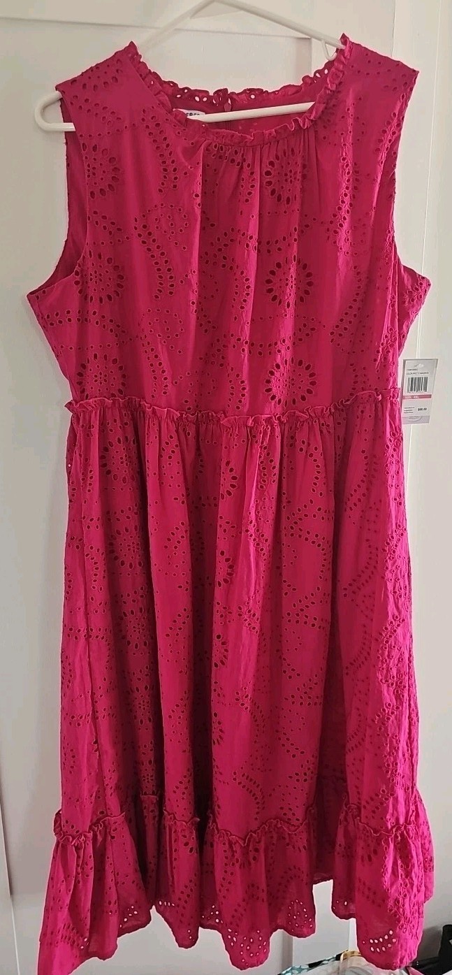 Blueberi Pink Sleeveless Eyelet Dress with Ruffle Hem, Ankle length. Size XXL