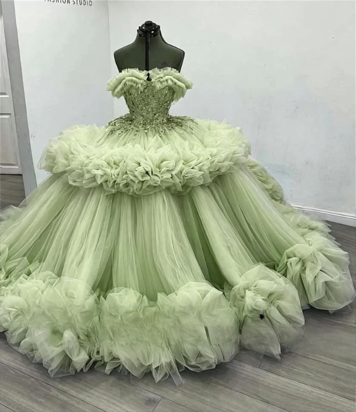 Trendy Princess Quinceanera Dress Sexy Off the Shoulder Shiny Rhinestones Dress