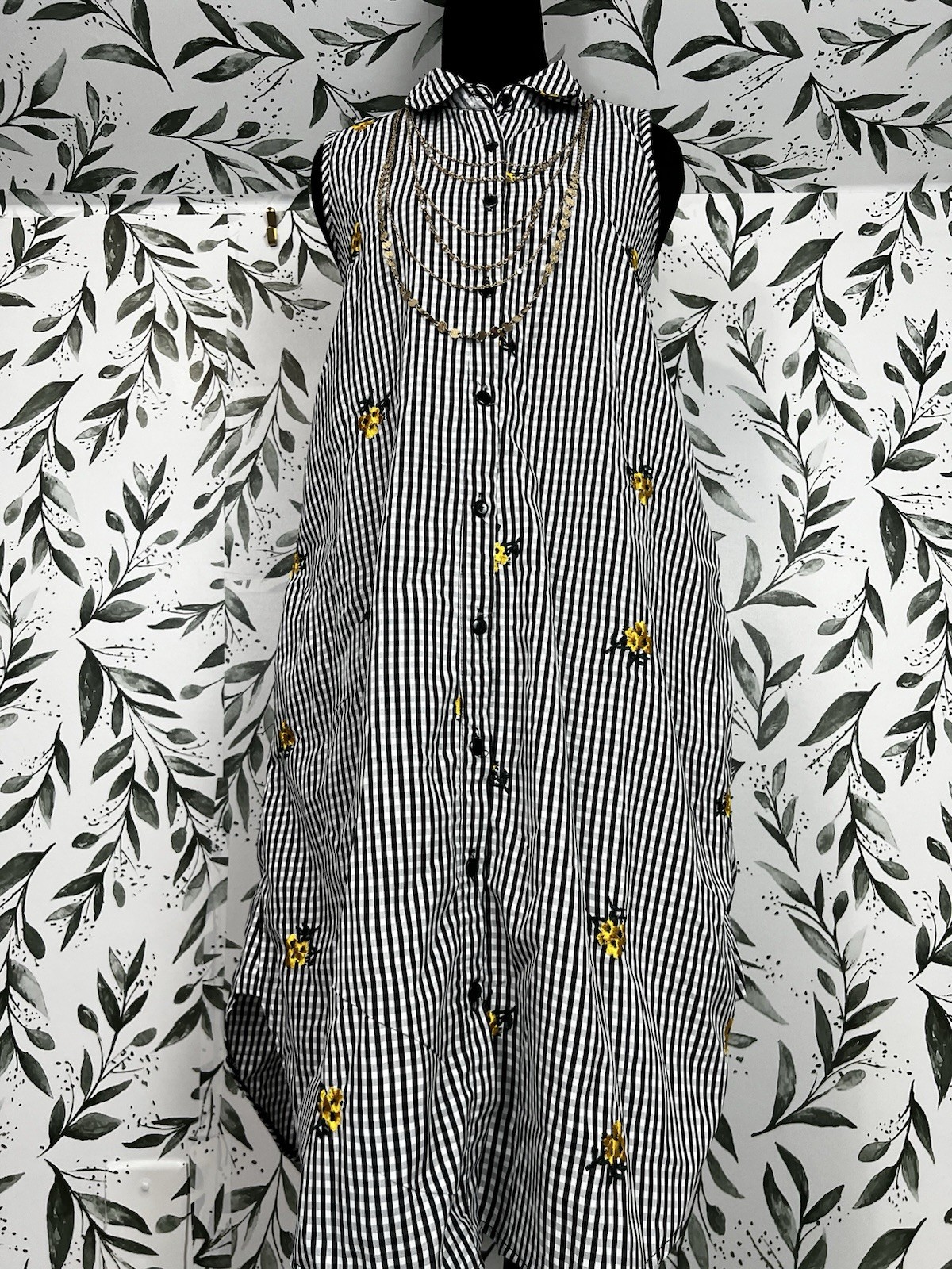 Mile Gabrielle Button Down Sunflower/Sundress Sz S Embroidery Summer Pockets