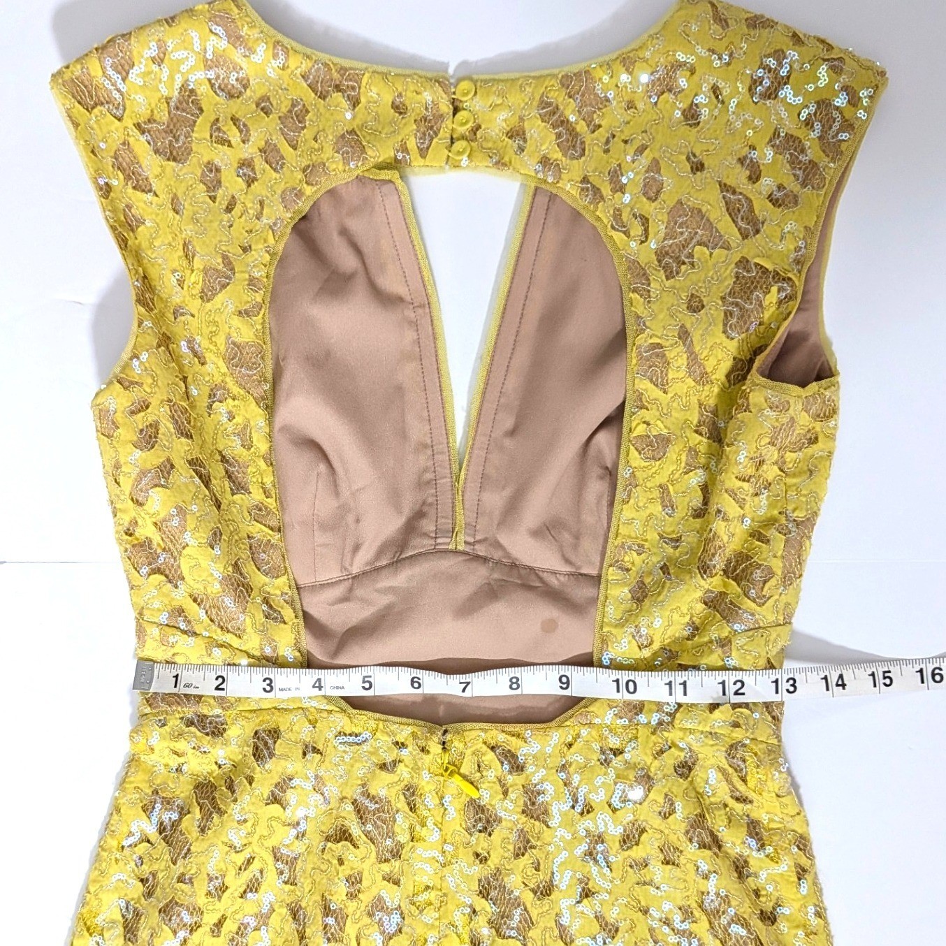 BCBGMAXAZRIA Yellow Sequin Lace Cain Mini Dress Open Back Glam Size 2