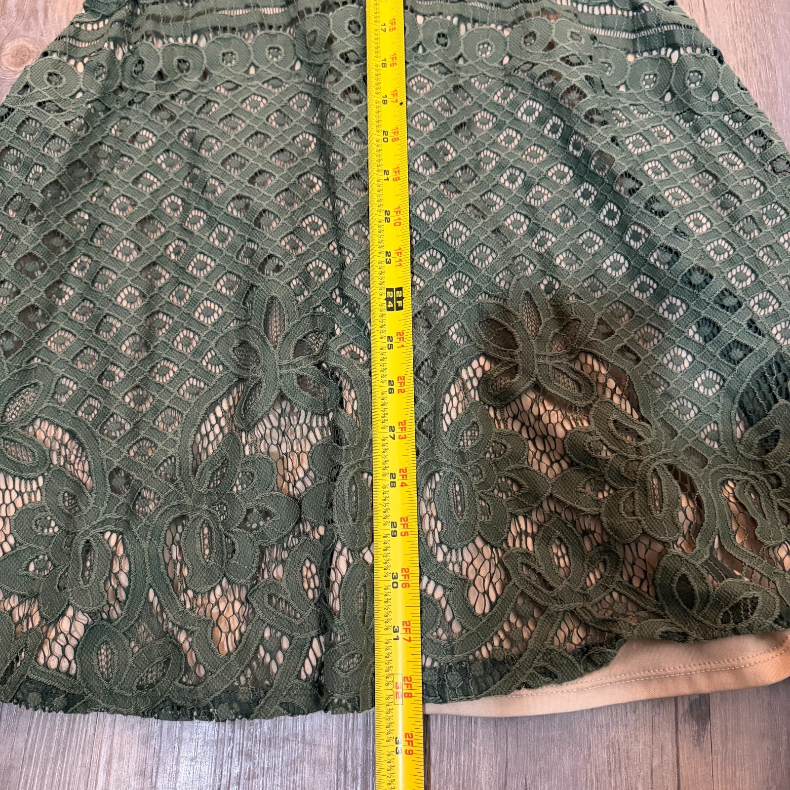 Love, Fire Lace Mini Dress Womens Large Sage Green Lined Sleeveless Back Zip