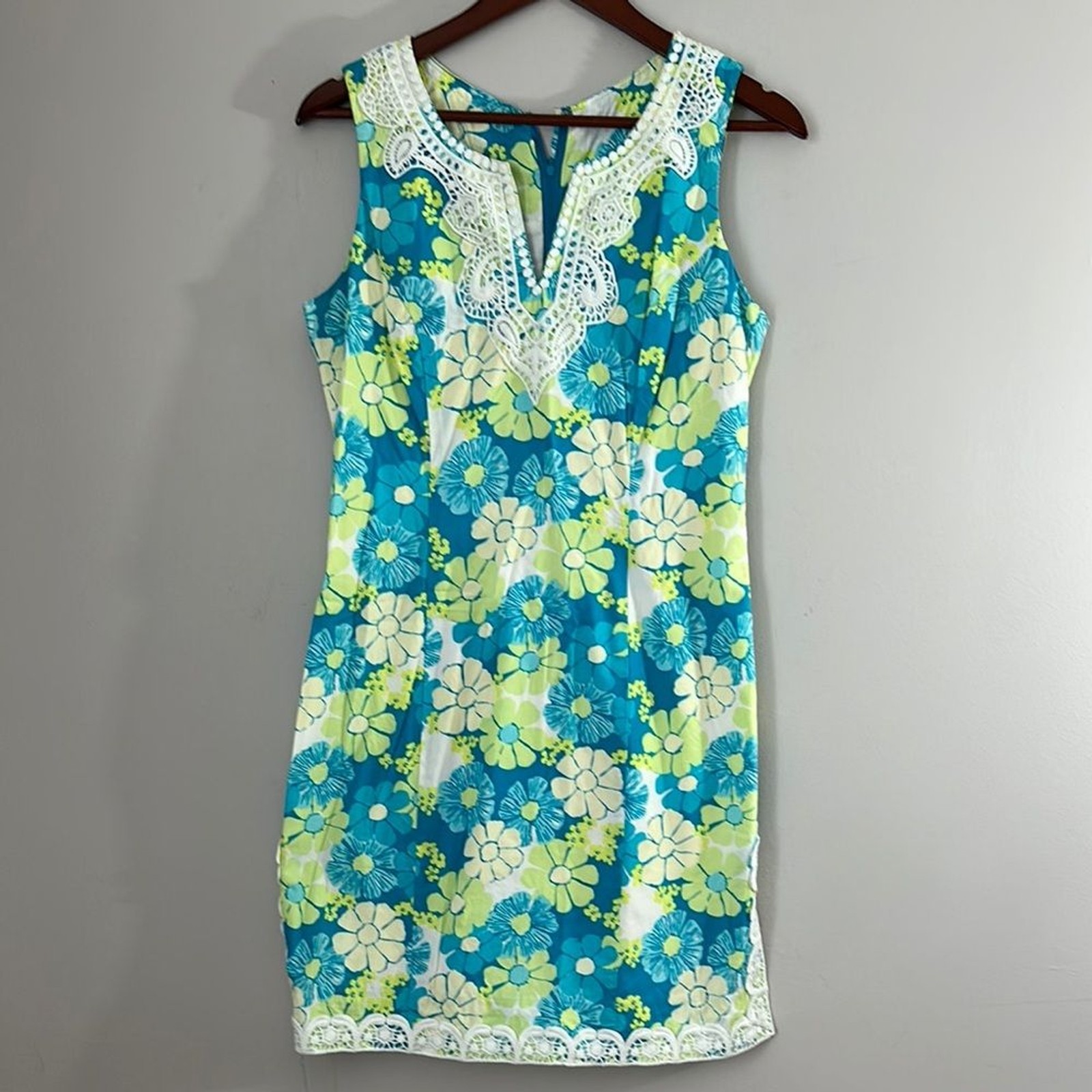 Lilly Pulitzer Whit Label Floral Sleeveless Dress – Blue and Green size 8