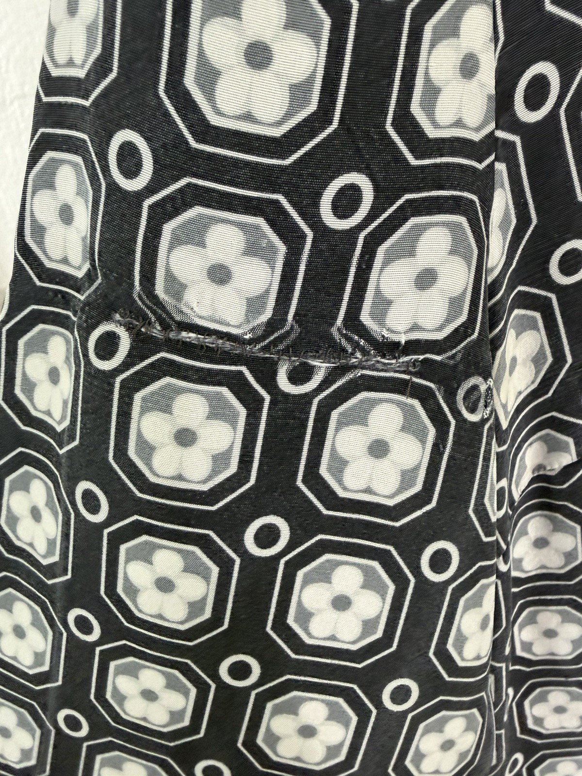 Tory Burch 100% Silk Gray White Geometric Tunic Dress Split Neck Women Shift 4